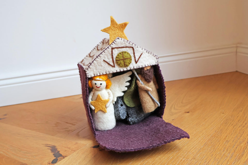 Weihnachtskrippe aus Filz I Weihnachtsdeko I handgemacht I Maria und Josef I Stall I Heilige 3 Könige I Jesuskind