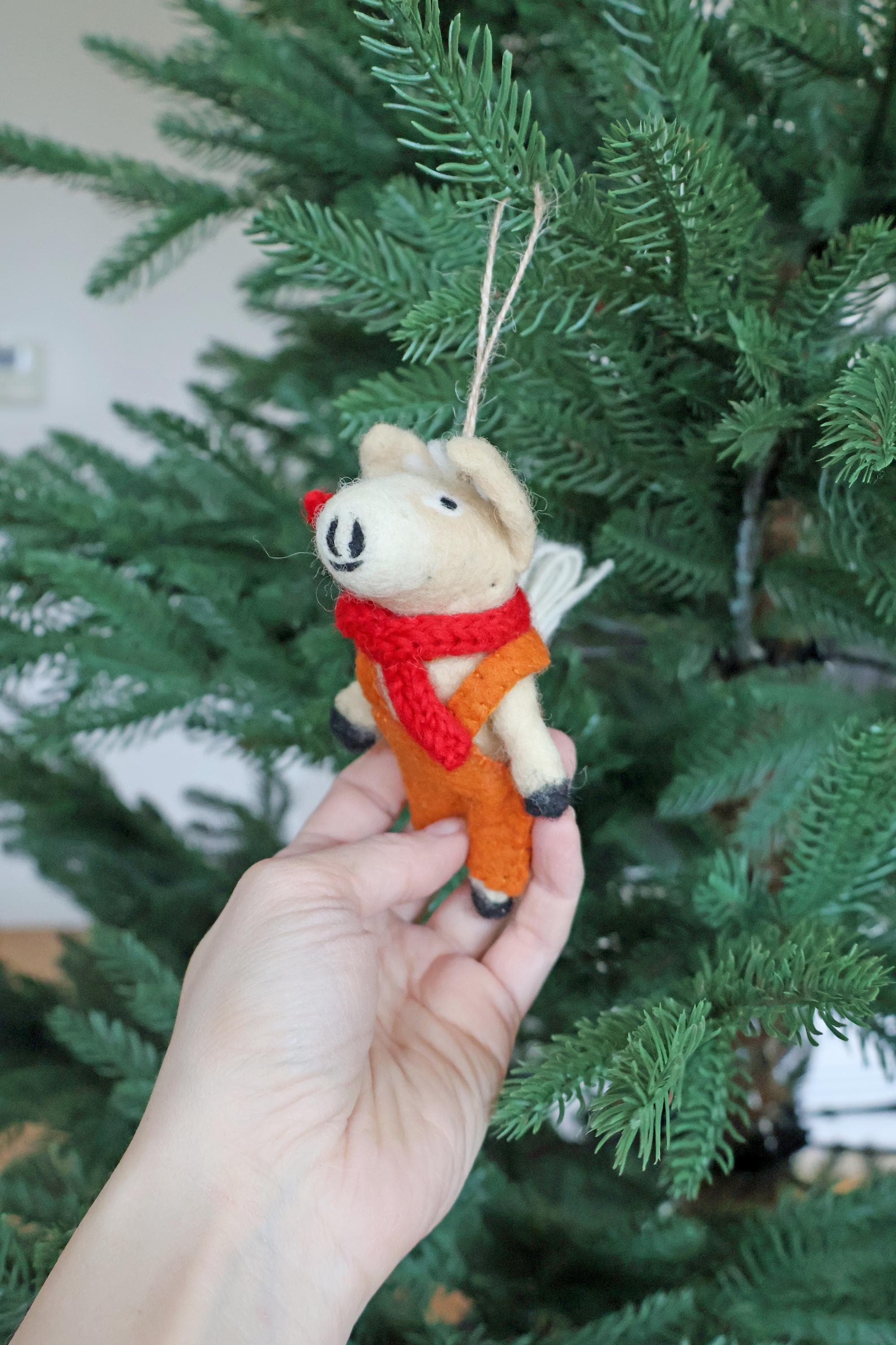 Weihnachtsanhänger Pferd I Filz Christbaumschmuck I Weihnachtsdeko Pferdchen I Pferd mit Latzhose und Schal