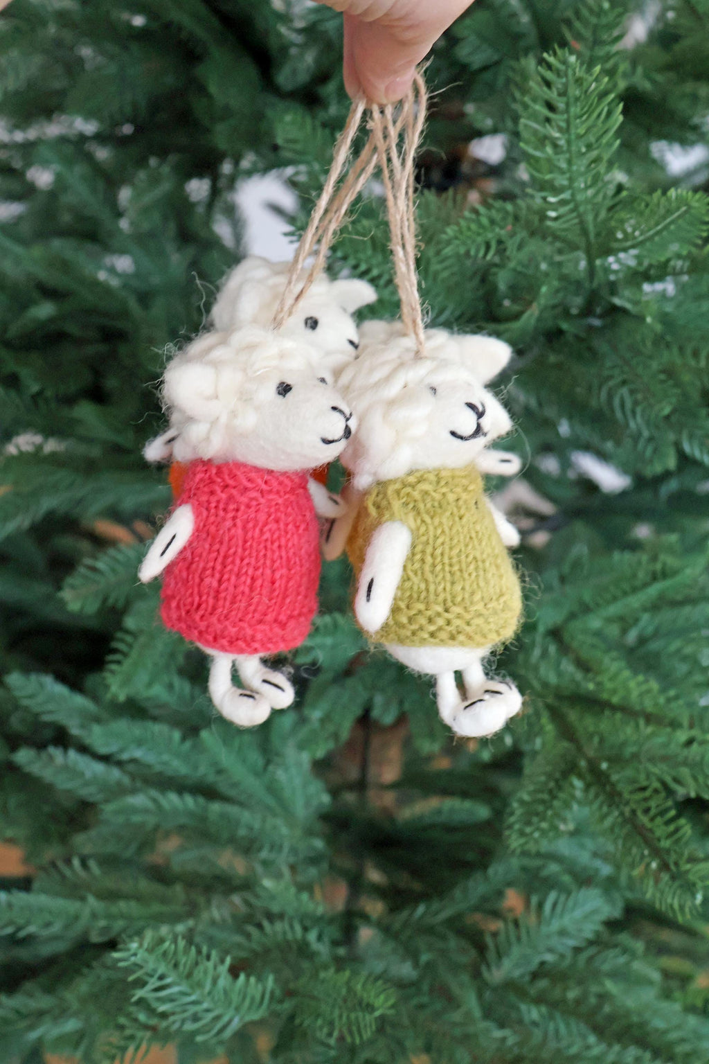 4er Set Filz Schafe I Weihnachtsanhänger Schaf I Christbaumschmuck Weihnachtsdeko I Winter Weihnachtsbaum I Weihnachtsschaf