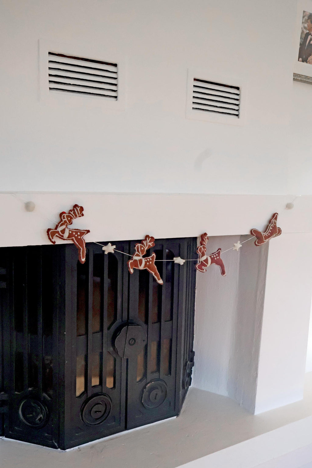 Lebkuchen Weihnachtsgirlande aus Filz I Rentiere aus Filz I Weihnachtsschlitten I Rudolf Deko I Weihnachtsdeko I Filz Rentier mit Glöckchen