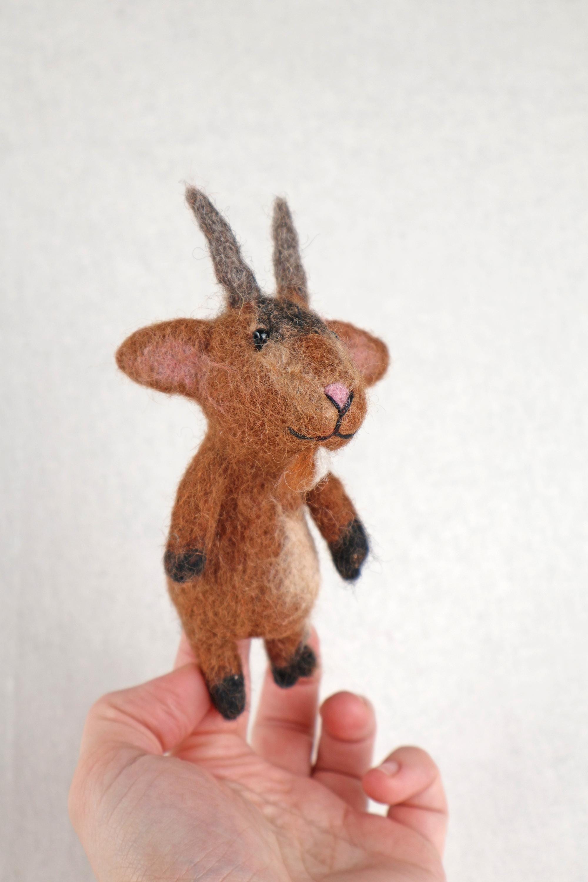 Fingerpuppe Ziege aus Filz I Fingerspiel I Bauernhoftier