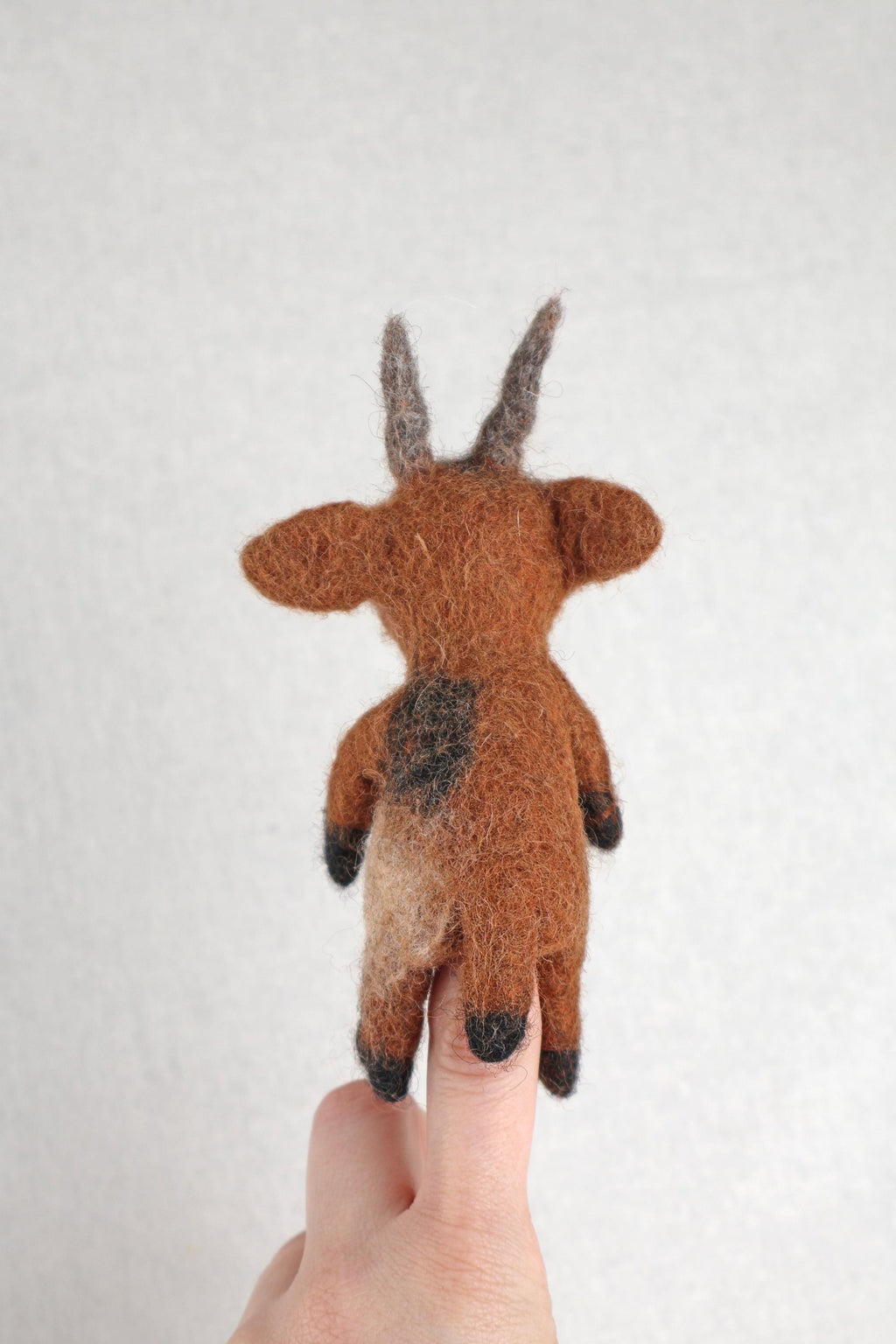 Fingerpuppe Ziege aus Filz I Fingerspiel I Bauernhoftier