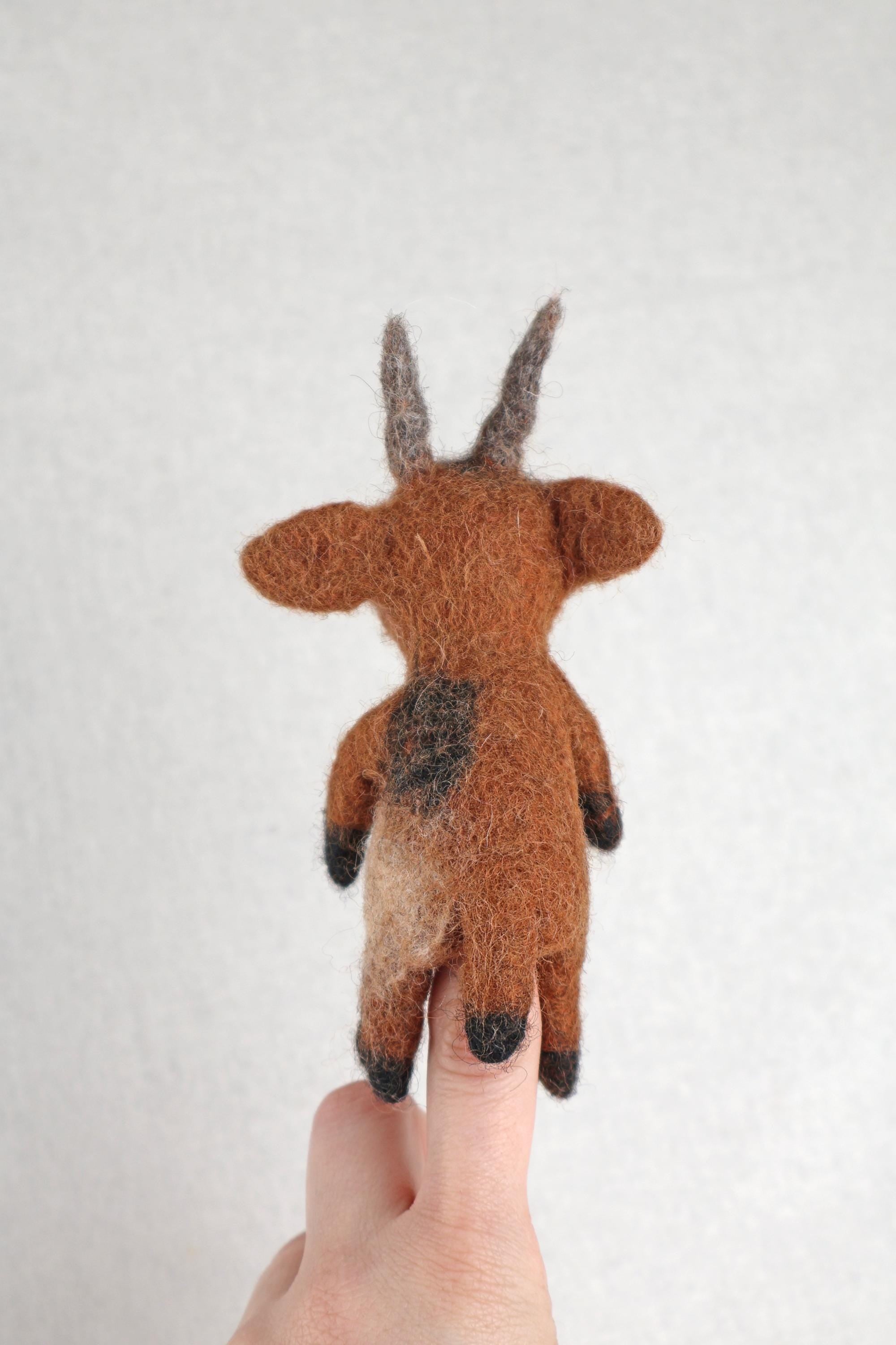 Fingerpuppe Ziege aus Filz I Fingerspiel I Bauernhoftier