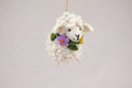 Anhänger Schaf mit Blumenkranz I Christbaumschmuck Weihnachtsdeko I Winter Weihnachtsbaum I Weihnachtsschaf