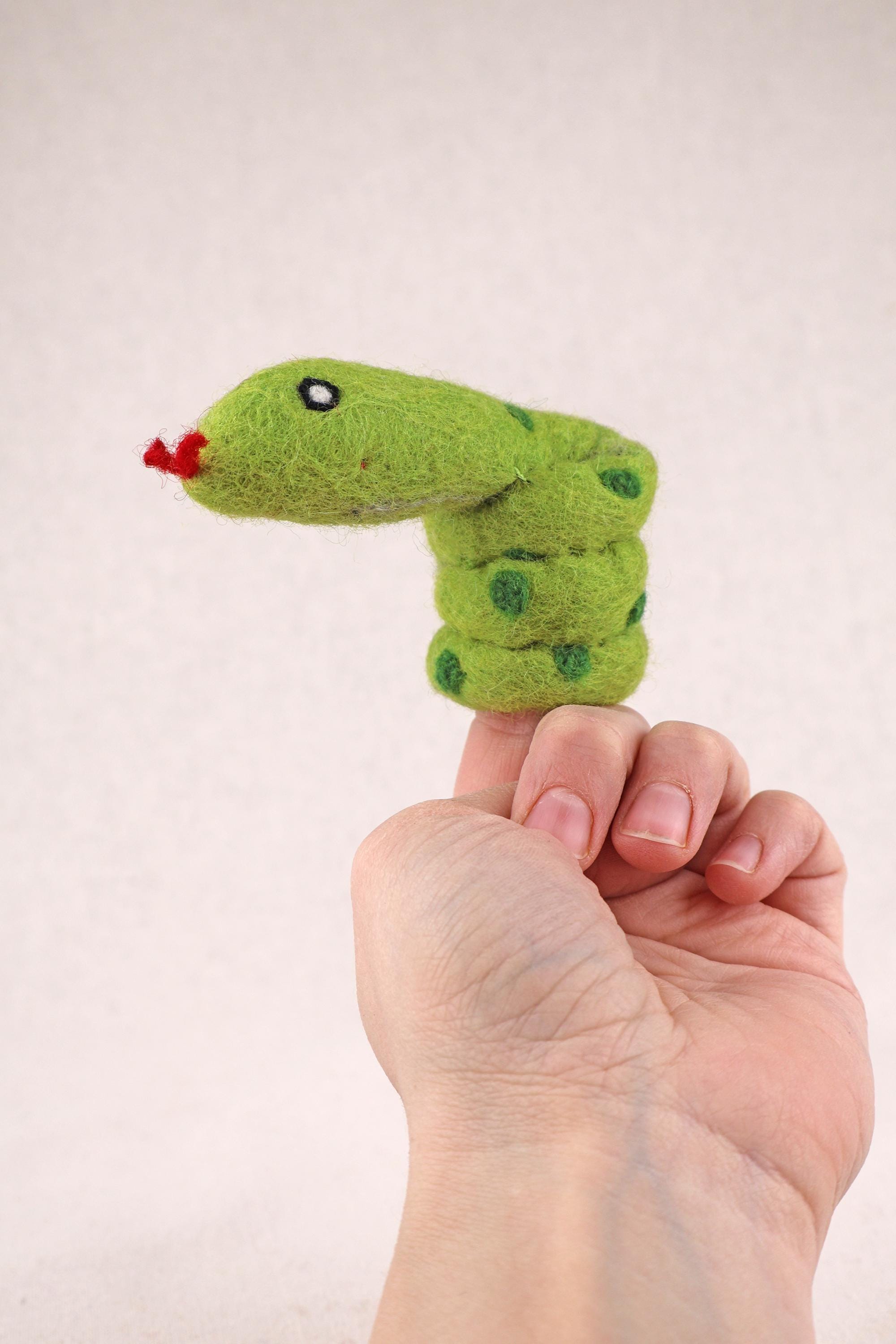 Niedliche Fingerpuppe Schlange aus Filz I Fingerspiel I Spielzeug Montessori I Geschichten erzählen I Filz Schlange