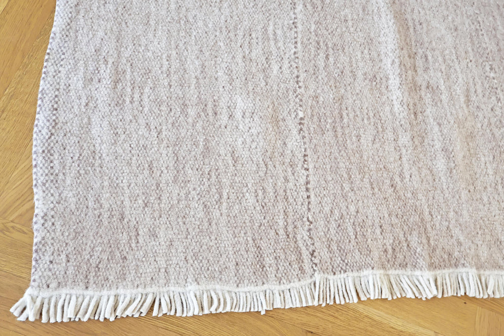 Handgewebter Radhi Teppich aus Nepal – Beige | Fair Trade Wollteppich | Minimalistischer Boho Teppich | Natur Teppich Wohnzimmer