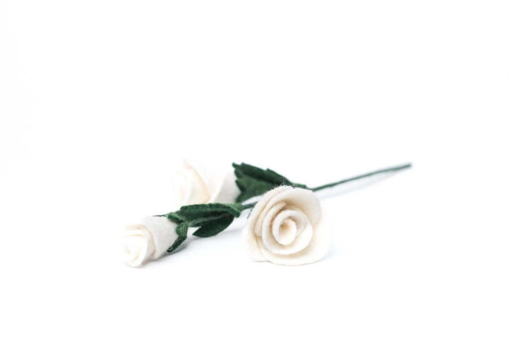 Filz Lisianthus Blume – nachhaltige Deko, handgemacht Fair Trade Nepal, weiße Filzblume, Naturdeko, minimalistische Boho Deko, Naturdeko
