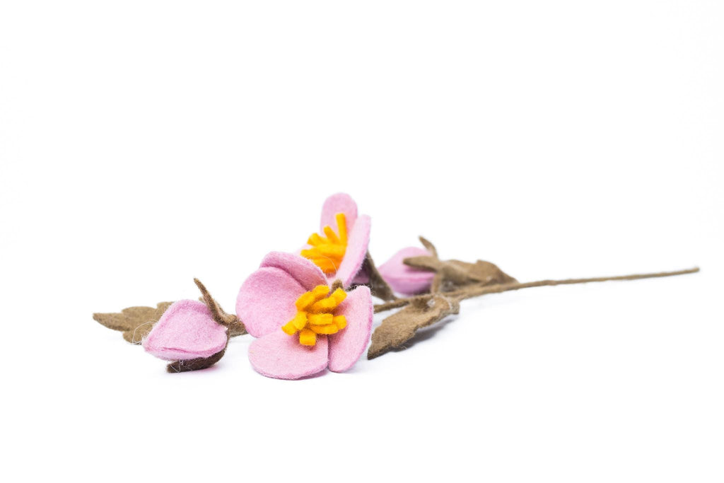 Filz Wildblume rosa – nachhaltige Deko, handgemacht Fair Trade Nepal, Blütenzweig mit Knospen, Naturdeko, Boho Stil