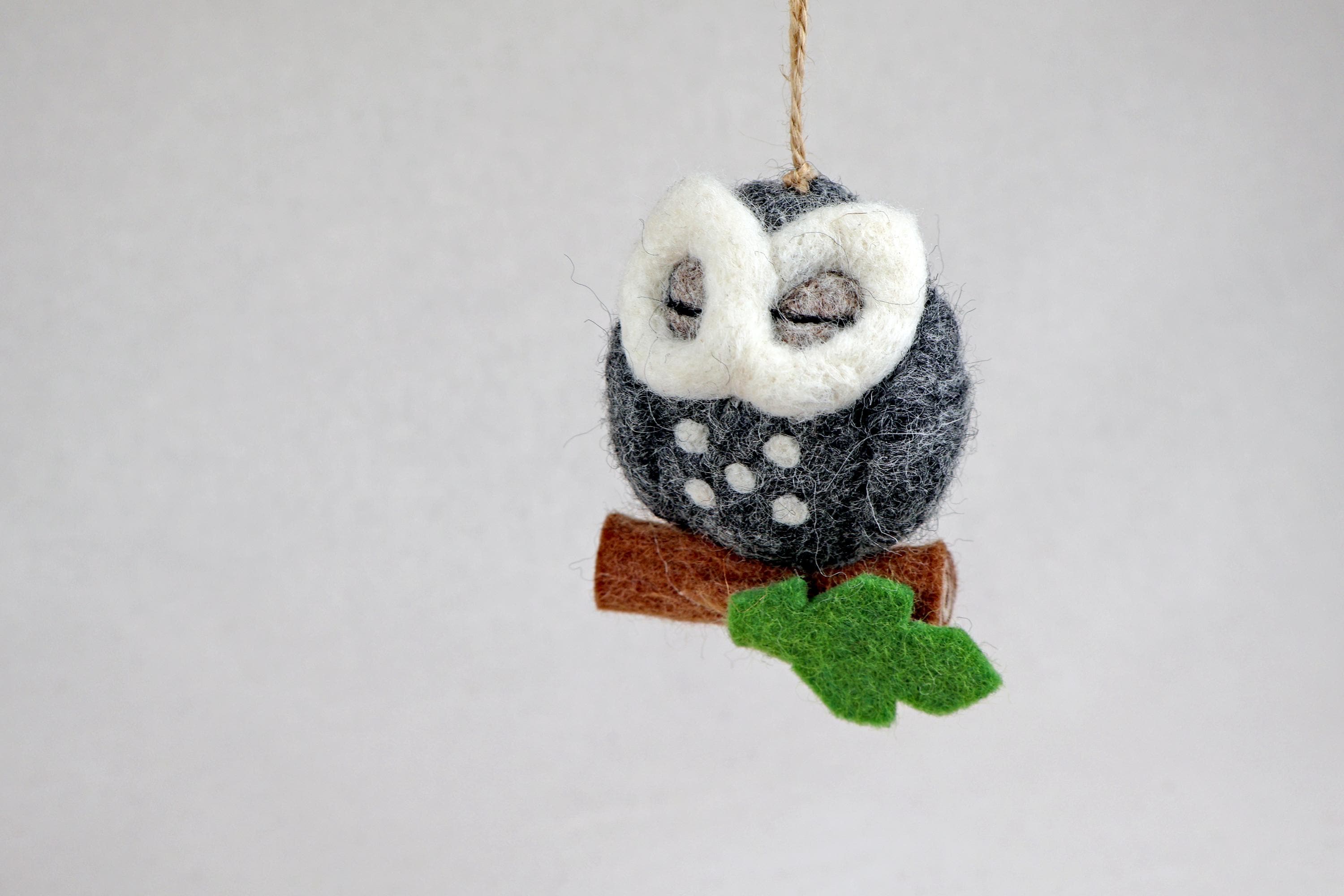 Anhänger Eule I Deko aus Filz I Winter I Weihnachtsbaum I Herbstdeko I Anhänger aus Filz I Waldtiere I Schleiereule