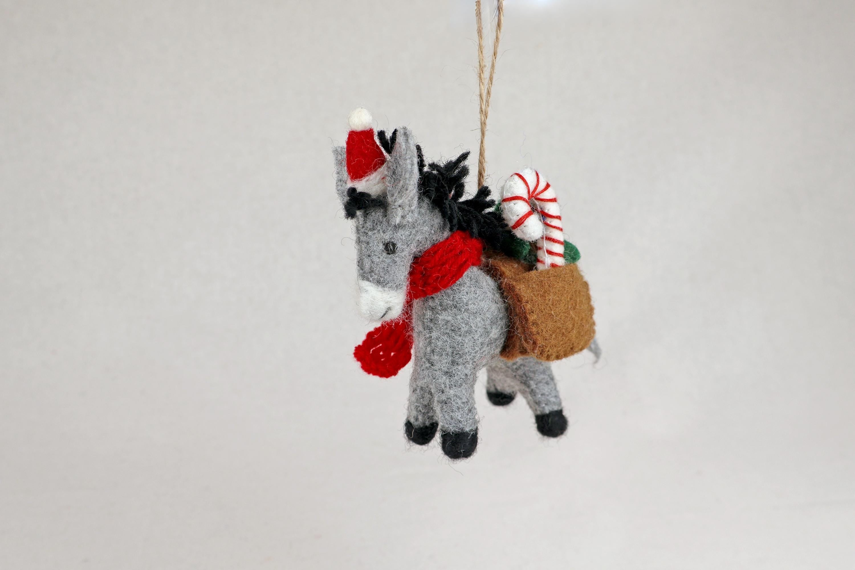 Weihnachtsanhänger Esel mit Zuckerstange I Weihnachtsschmuck Esel I Filz I Weihnachtsbaum I Christbaumschmuck I Weihnachtsdeko