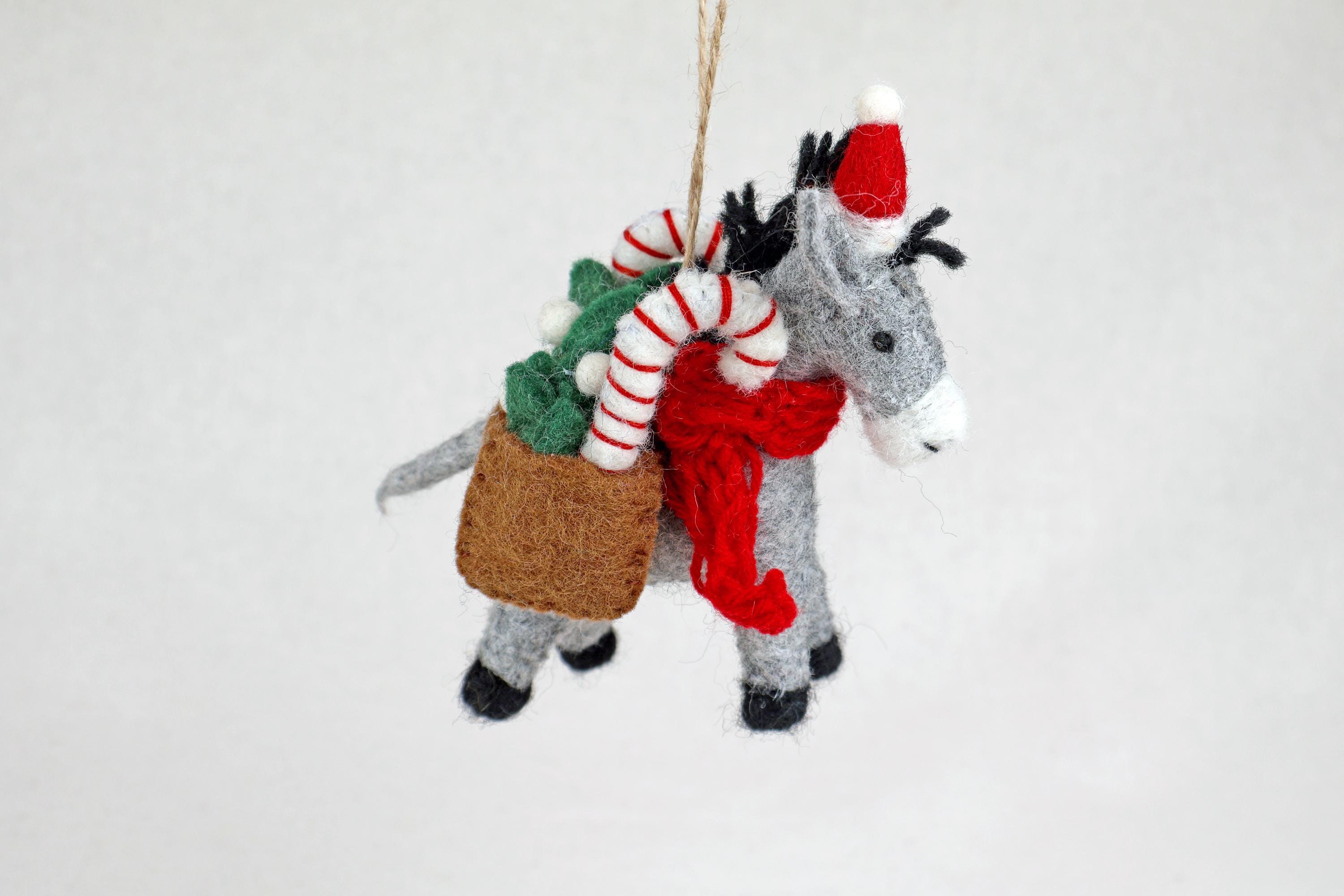 Weihnachtsanhänger Esel mit Zuckerstange I Weihnachtsschmuck Esel I Filz I Weihnachtsbaum I Christbaumschmuck I Weihnachtsdeko