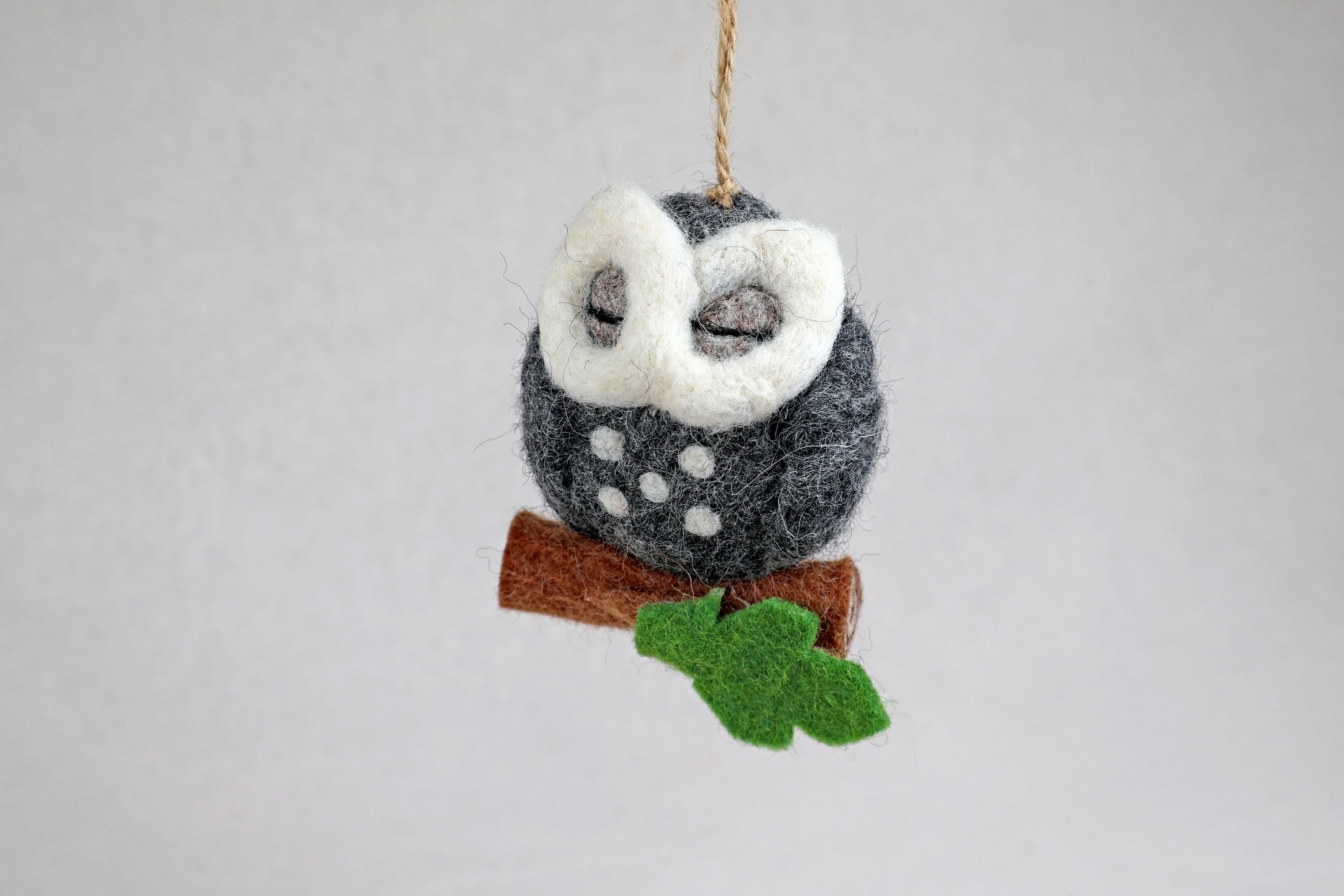 Anhänger Eule I Deko aus Filz I Winter I Weihnachtsbaum I Herbstdeko I Anhänger aus Filz I Waldtiere I Schleiereule