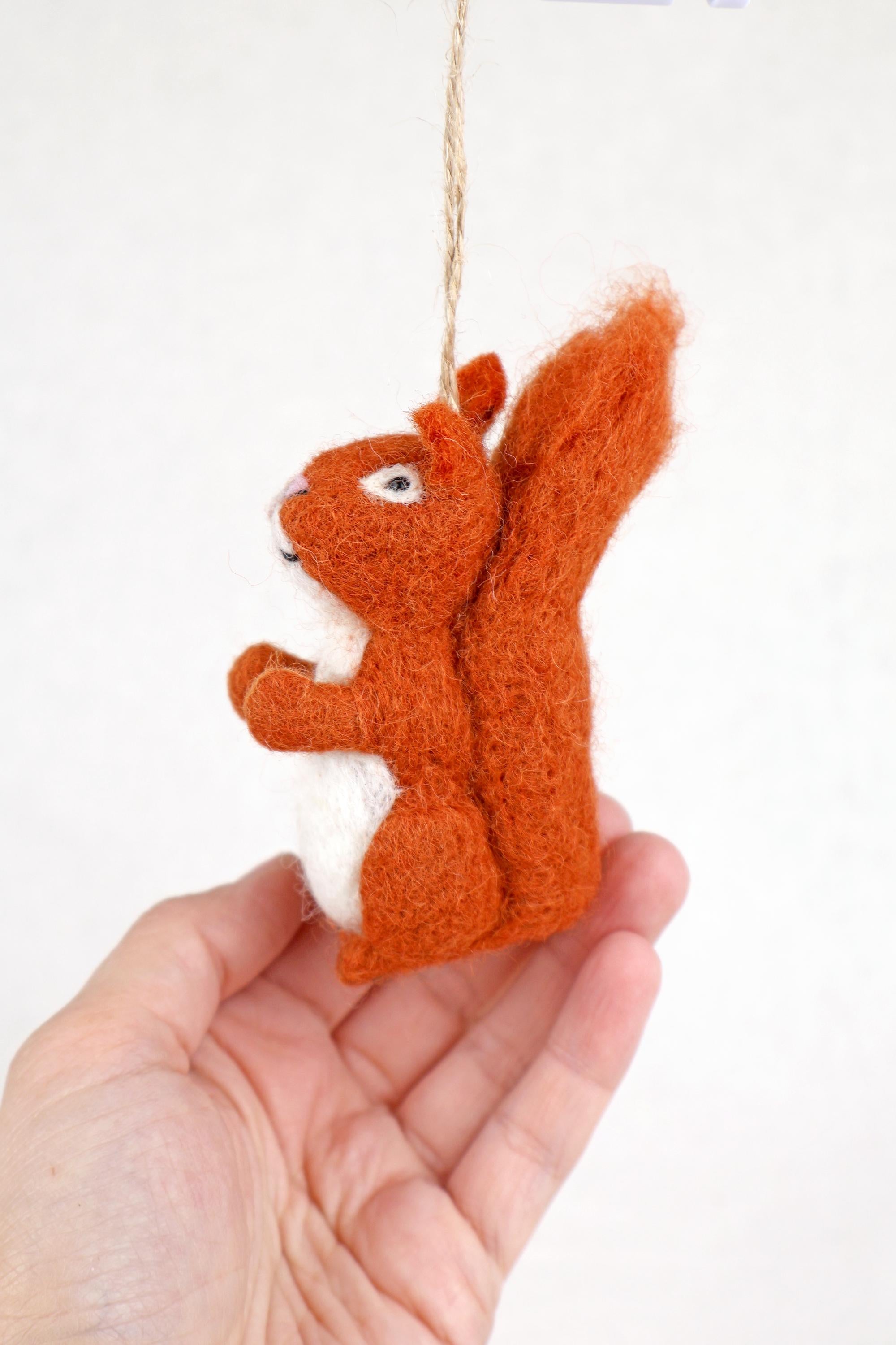 Anhänger Eichhörnchen I Deko aus Filz I Winter I Weihnachtsbaum I Herbstdeko I Anhänger aus Filz I Waldtiere