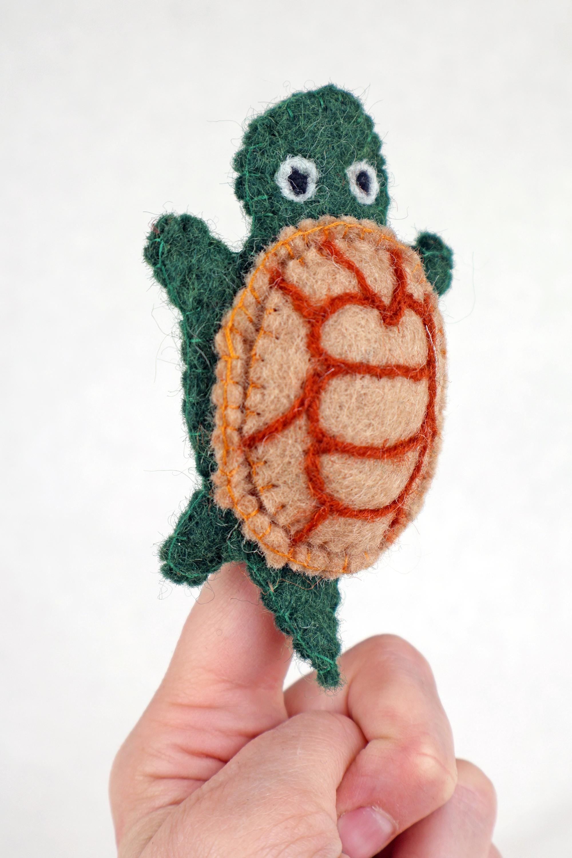 Fingerpuppe Schildkröte aus Filz I Fingerspiel Meerestier I Spielzeug Montessori I Geschichten erzählen I Lernen