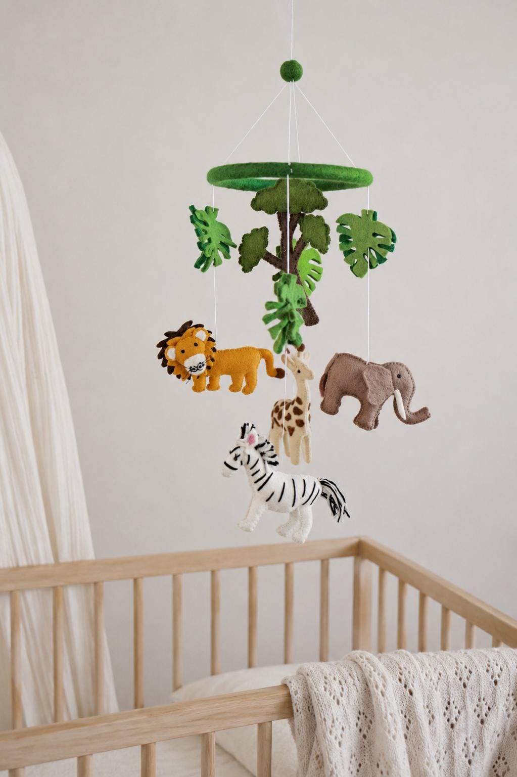 Mobilé Safari I Elefant I Löwe I Zebra I Kinderzimmer I Filz I Babyzimmer I Schafswolle I Nachhaltige Dekoration I Babyzimmer I