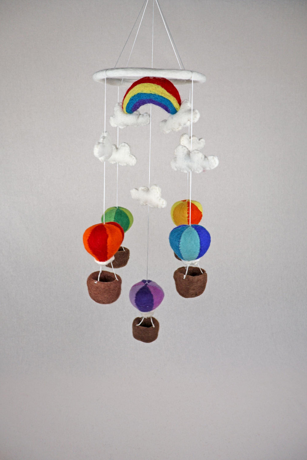 Heißluftballon Mobilé Baby I Kinderzimmer Dekoration I Babyzimmer Ausstattung I Geburt I Filzdeko Baby I Regenbogen Wolke I Mobilé Filz