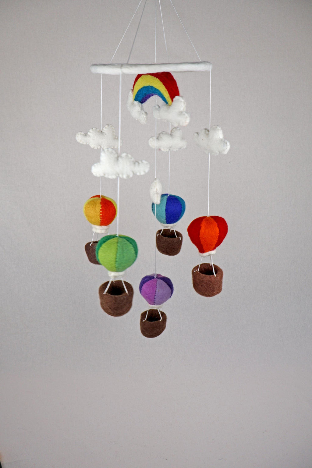 Heißluftballon Mobilé Baby I Kinderzimmer Dekoration I Babyzimmer Ausstattung I Geburt I Filzdeko Baby I Regenbogen Wolke I Mobilé Filz