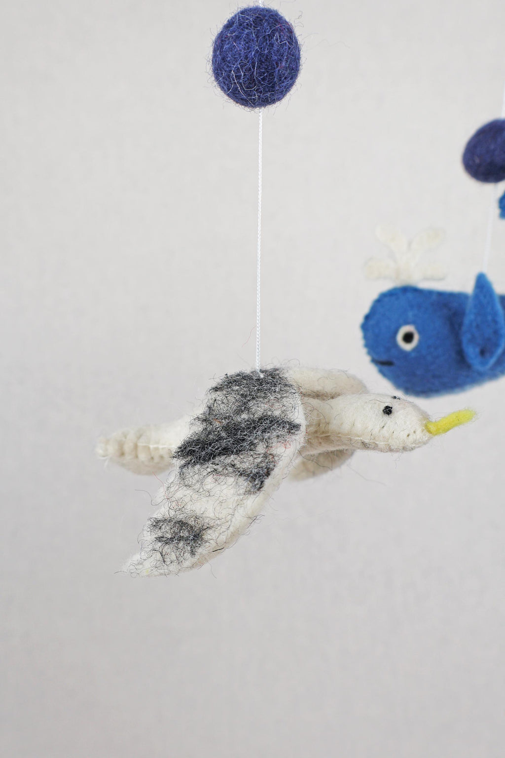 Babymobile Mobilé Pirat, Möwe, Wal, Segelboot, Haifisch, Orca Kinderzimmer Filz Babyzimmer Schafswolle Dekoration Babybett Geburt Babyshower