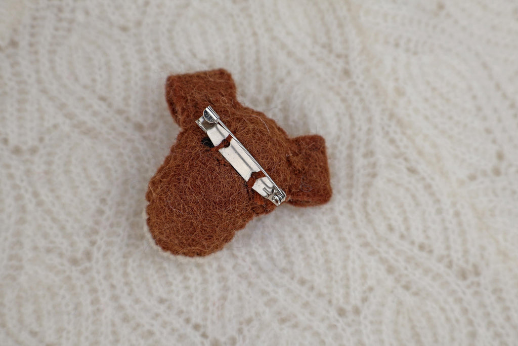 Filz Anstecker Brosche Hund dog
