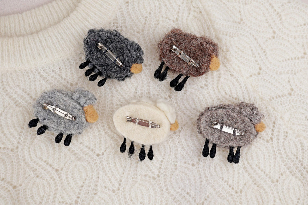 Filz Anstecker Schaf I Schaf Brosche I Kinderbrosche I Schafbrosche I Schaffreunde I Filzaccessoire