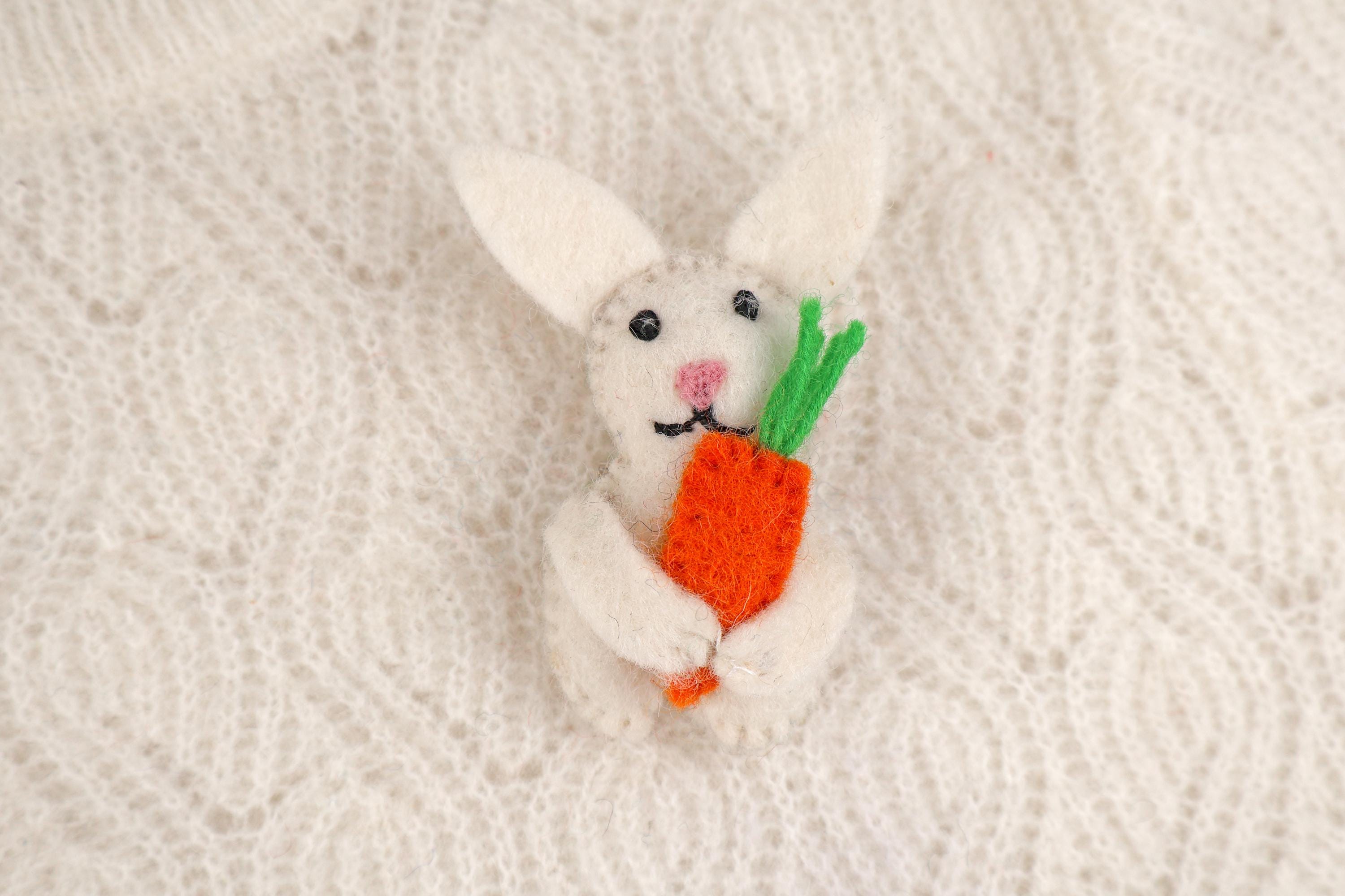 Filz Anstecker Hase I Kinderbrosche I Kinderschmuck I Filz Hase I Karotte I Osterhase
