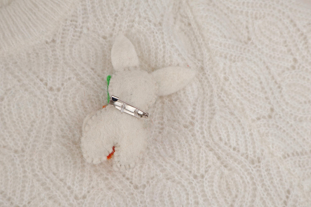 Filz Anstecker Hase I Kinderbrosche I Kinderschmuck I Filz Hase I Karotte I Osterhase