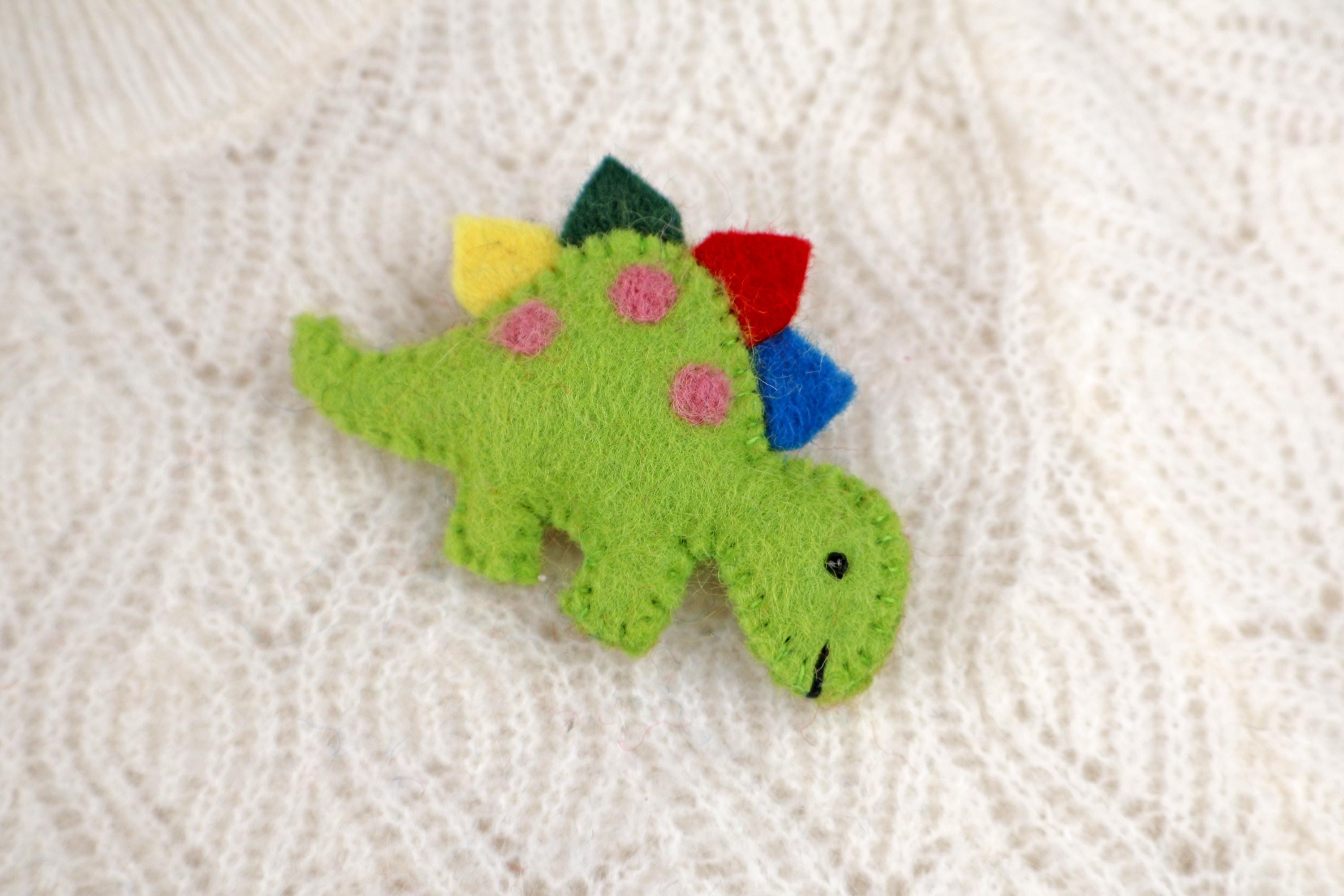 Filz Anstecker Brosche Dinosaurier Stegosaurus