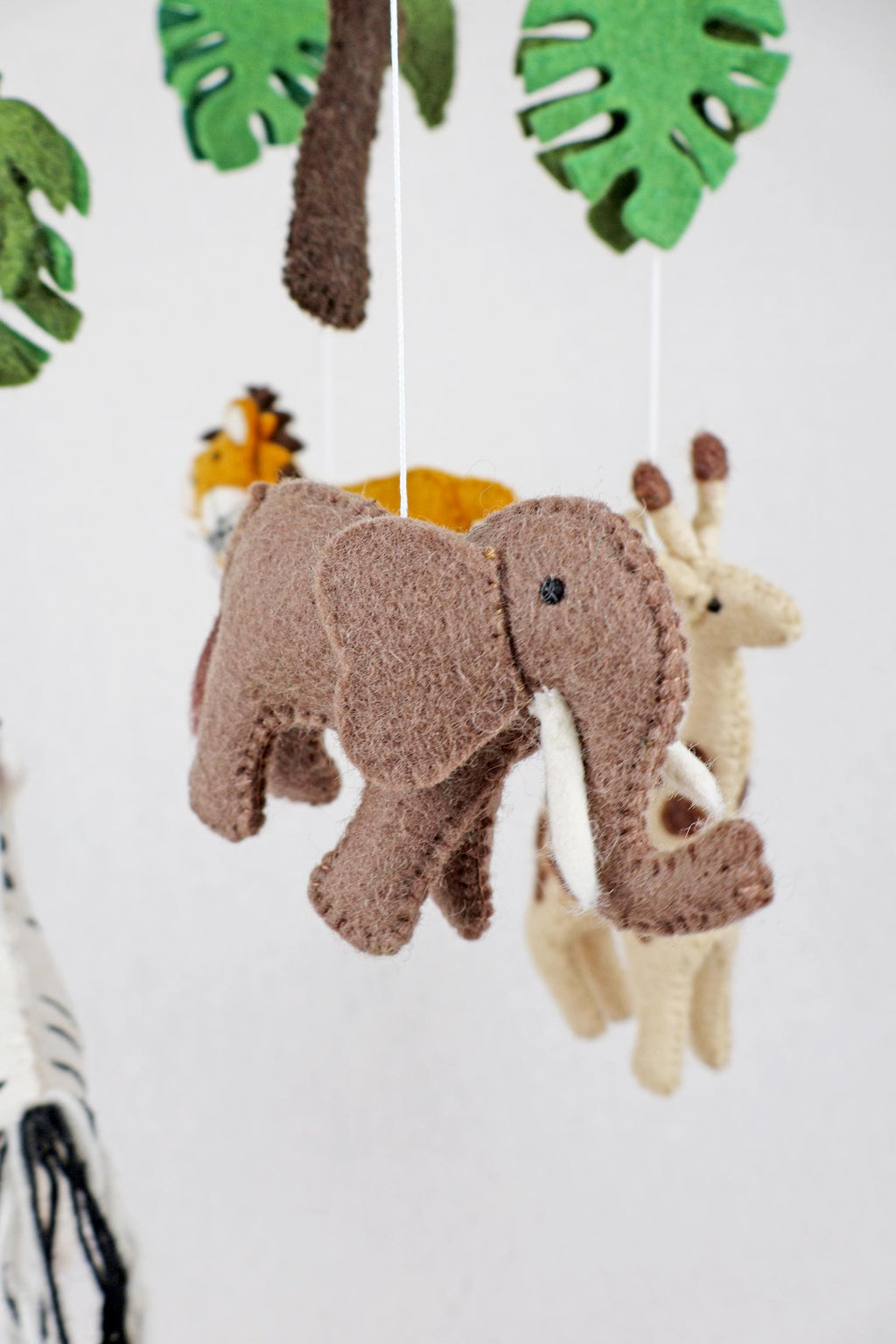 Mobilé Safari I Elefant I Löwe I Zebra I Kinderzimmer I Filz I Babyzimmer I Schafswolle I Nachhaltige Dekoration I Babyzimmer I