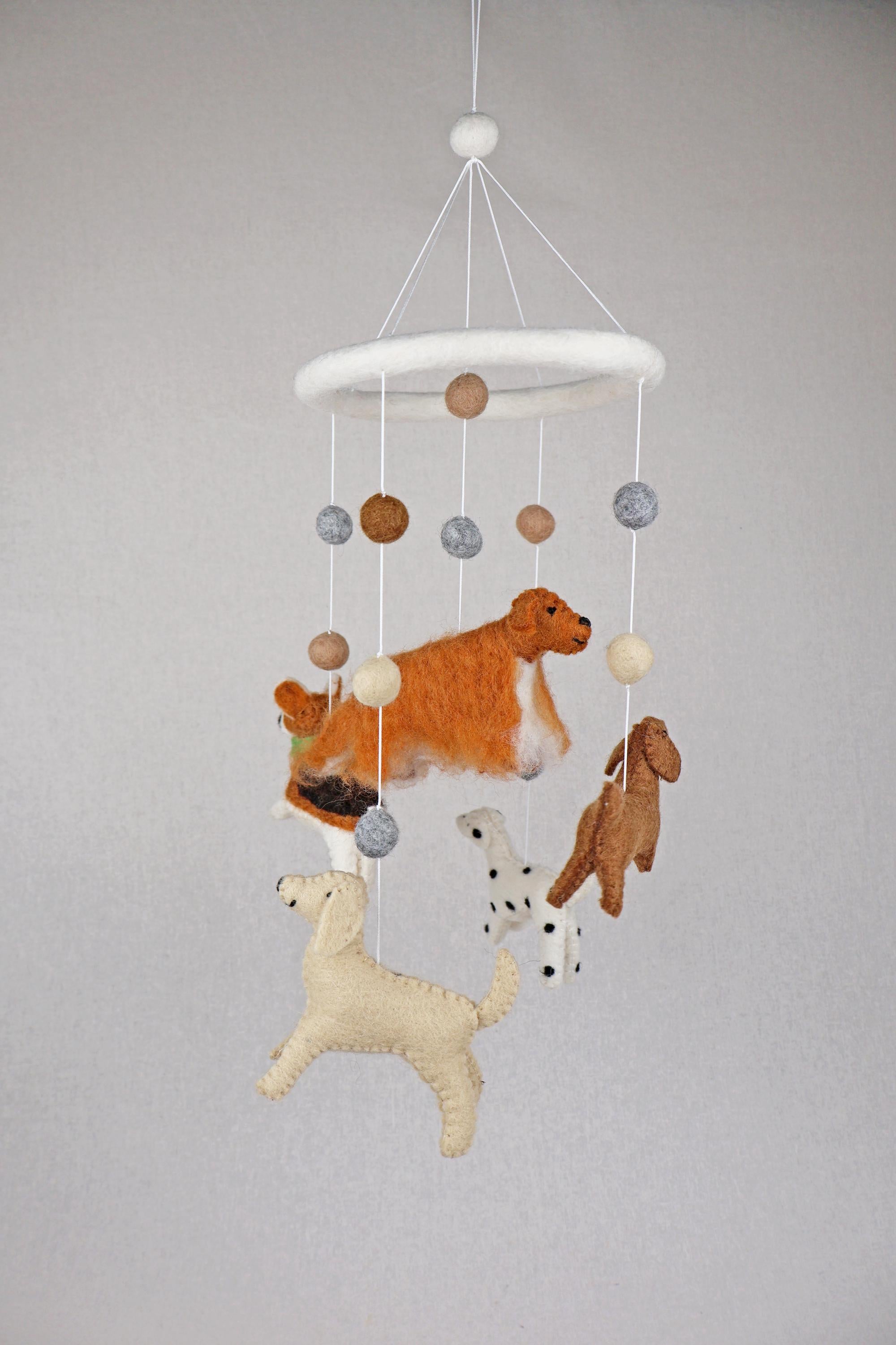 Mobilé Hundefreunde I Mobilé Kinderzimmer I Mobilé Hunde I Filzdeko Kinderzimmer I Beagle I Dalmatiner I Hundedekoration I Babyausstattung