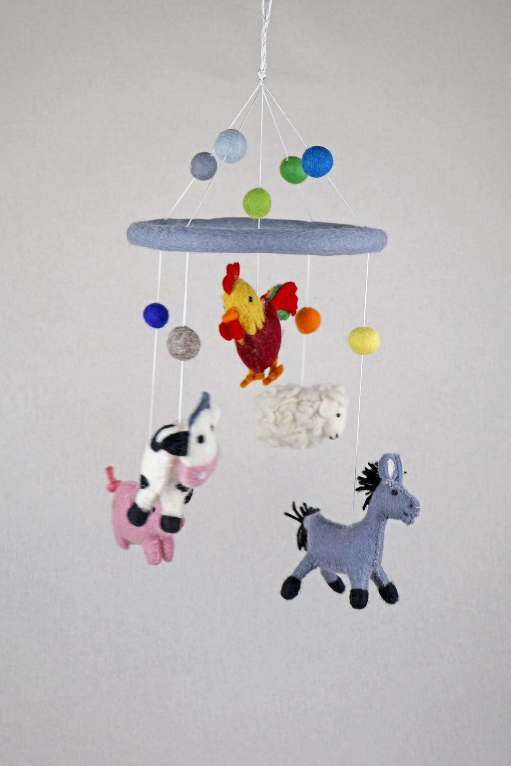 Mobilé Bauernhof, Kinderzimmer, Filz, Schwein, Esel, Hahn, Kuh, Babyzimmer, Kindergarten, Wolle, Schafswolle, Dekoration, Babybett, Geburt