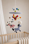 Mobilé Bauernhof, Kinderzimmer, Filz, Schwein, Esel, Hahn, Kuh, Babyzimmer, Kindergarten, Wolle, Schafswolle, Dekoration, Babybett, Geburt