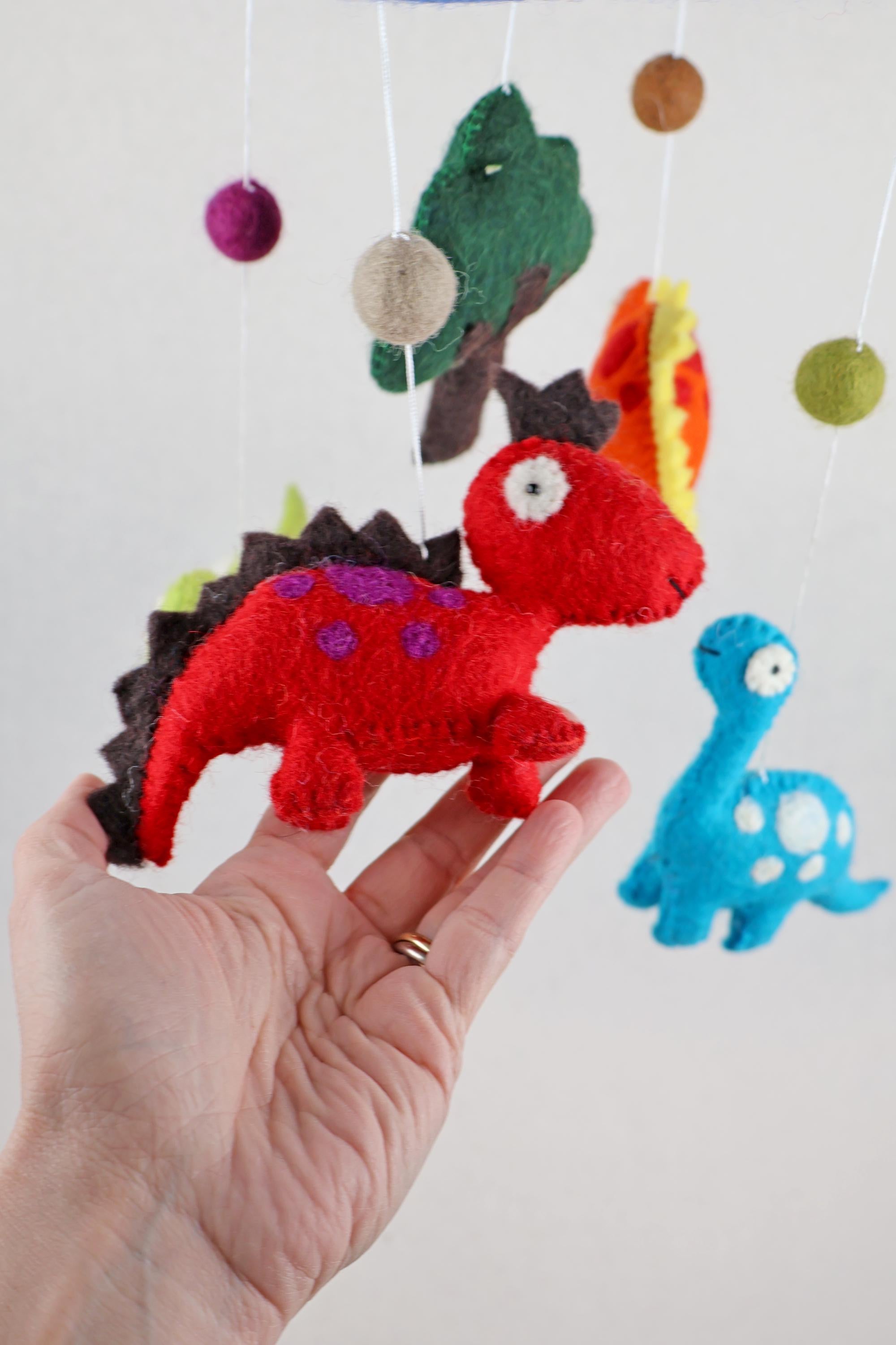 Dinosaurier Mobilé Baby I KinderzimmerdekoI Babyzimmer I Kindergarten I Handgemachtes Dino Baby Mobile aus Schurwolle