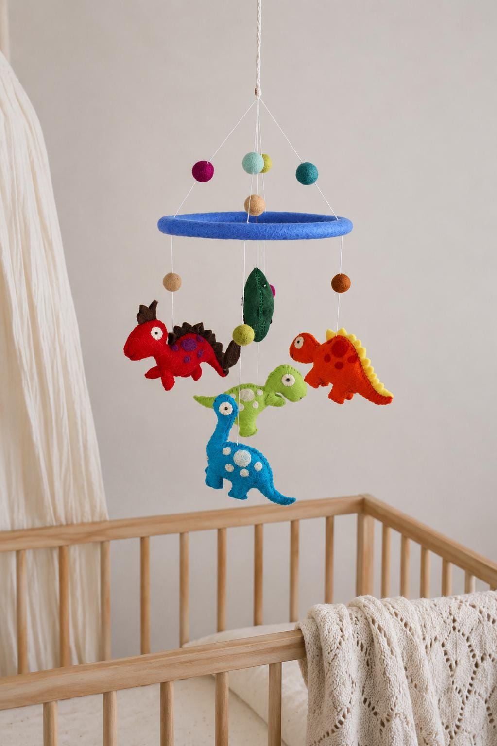 Dinosaurier Mobilé Baby I KinderzimmerdekoI Babyzimmer I Kindergarten I Handgemachtes Dino Baby Mobile aus Schurwolle