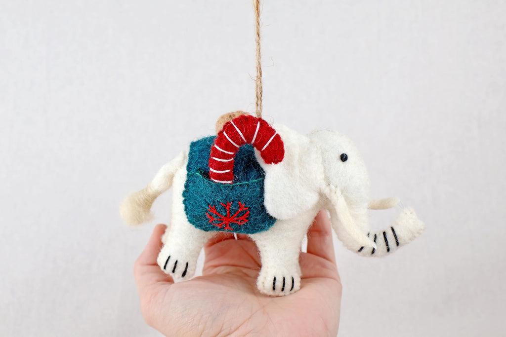 Anhänger Elefant mit Zuckerstange und Lebkuchenmann I Filzdeko I Winter I Weihnachtsbaum I Weihnachtselefant I Anhänger aus Filz I Wildtiere