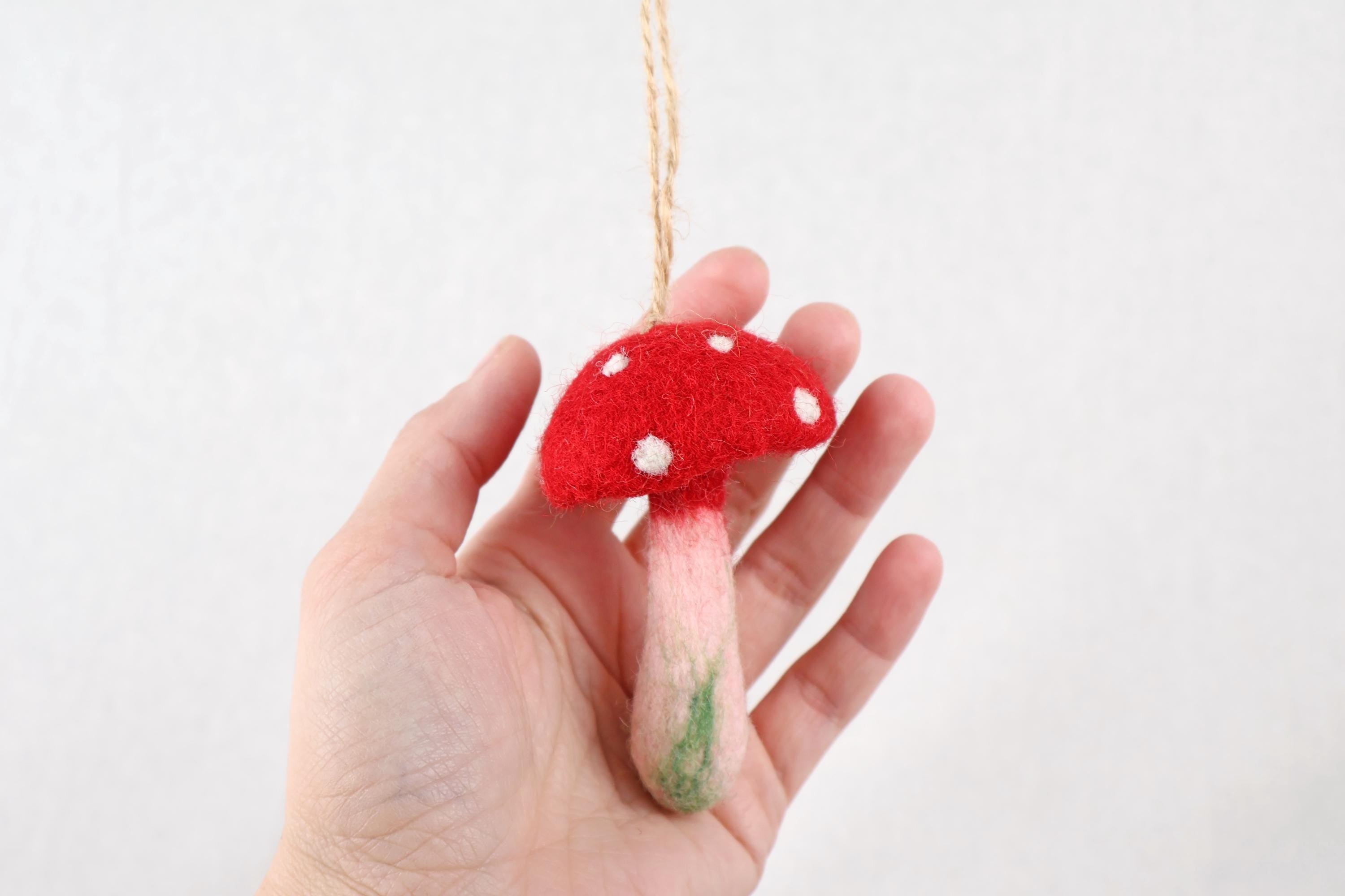 Weihnachtsanhänger Pilz I Christbaumschmuck Weihnachtsdeko I Fliegenpilz I Winter Weihnachtsbaum I Pilzanhänger