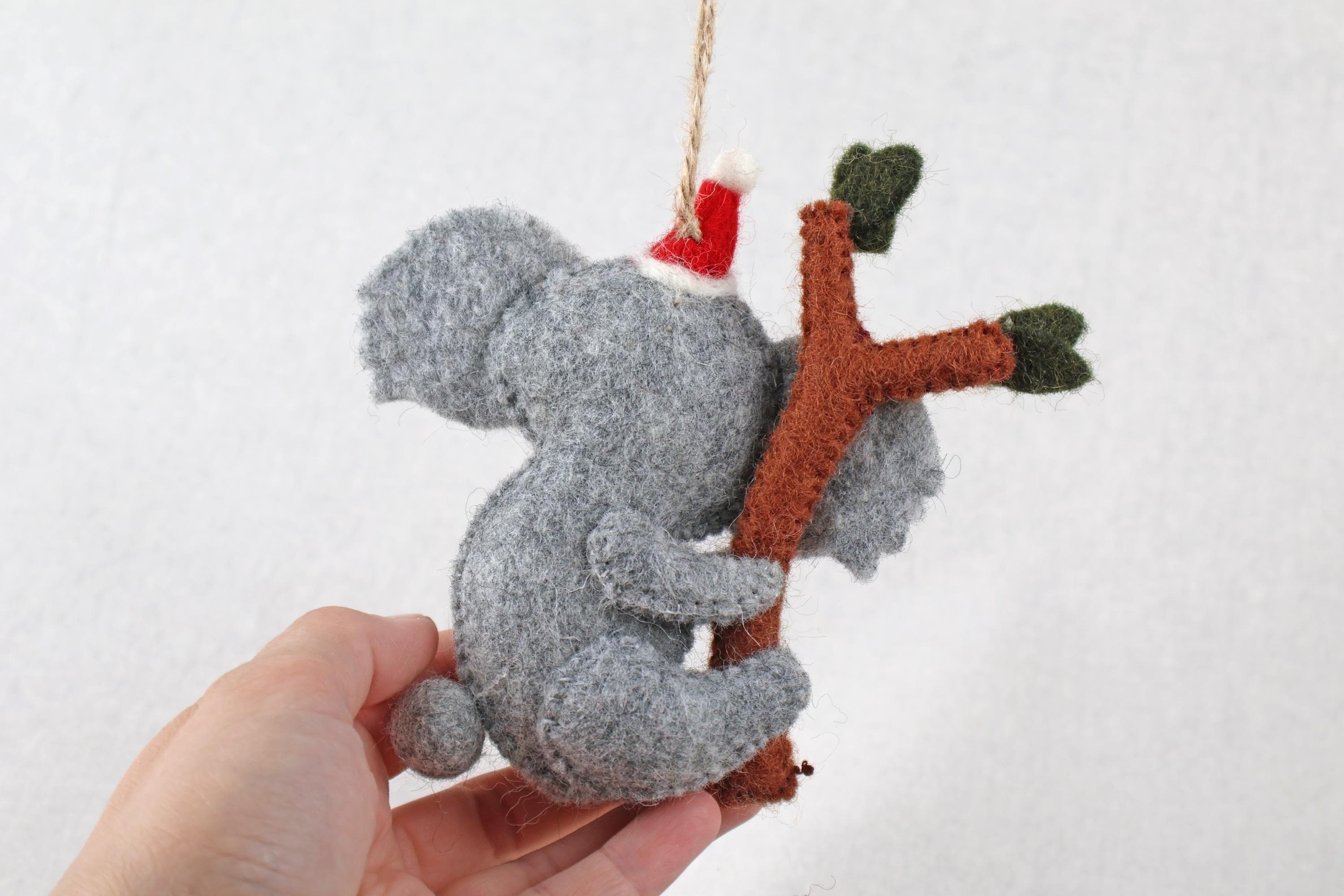 Weihnachtsanhänger Koala I Christbaumschmuck I Weihnachtsdeko I Winter Weihnachtsbaum I Koalabär mit Mütze I lustige Weihnachtsdeko