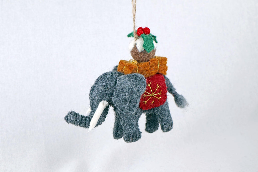 Anhänger Elefant mit Weihnachtsgeschenk I Deko aus Filz I Winter I Weihnachtsbaum I Weihnachtselefant I Anhänger aus Filz I Wildtiere