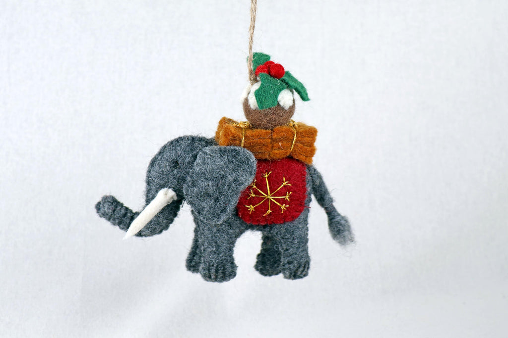 Anhänger Elefant mit Weihnachtsgeschenk I Deko aus Filz I Winter I Weihnachtsbaum I Weihnachtselefant I Anhänger aus Filz I Wildtiere