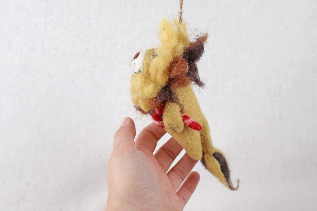 Weihnachtsbaum Anhänger Löwe mit Zuckerstange I Deko aus Filz I Winter I Weihnachtsbaum I Herbstdeko I Anhänger aus Filz I Wildtiere I