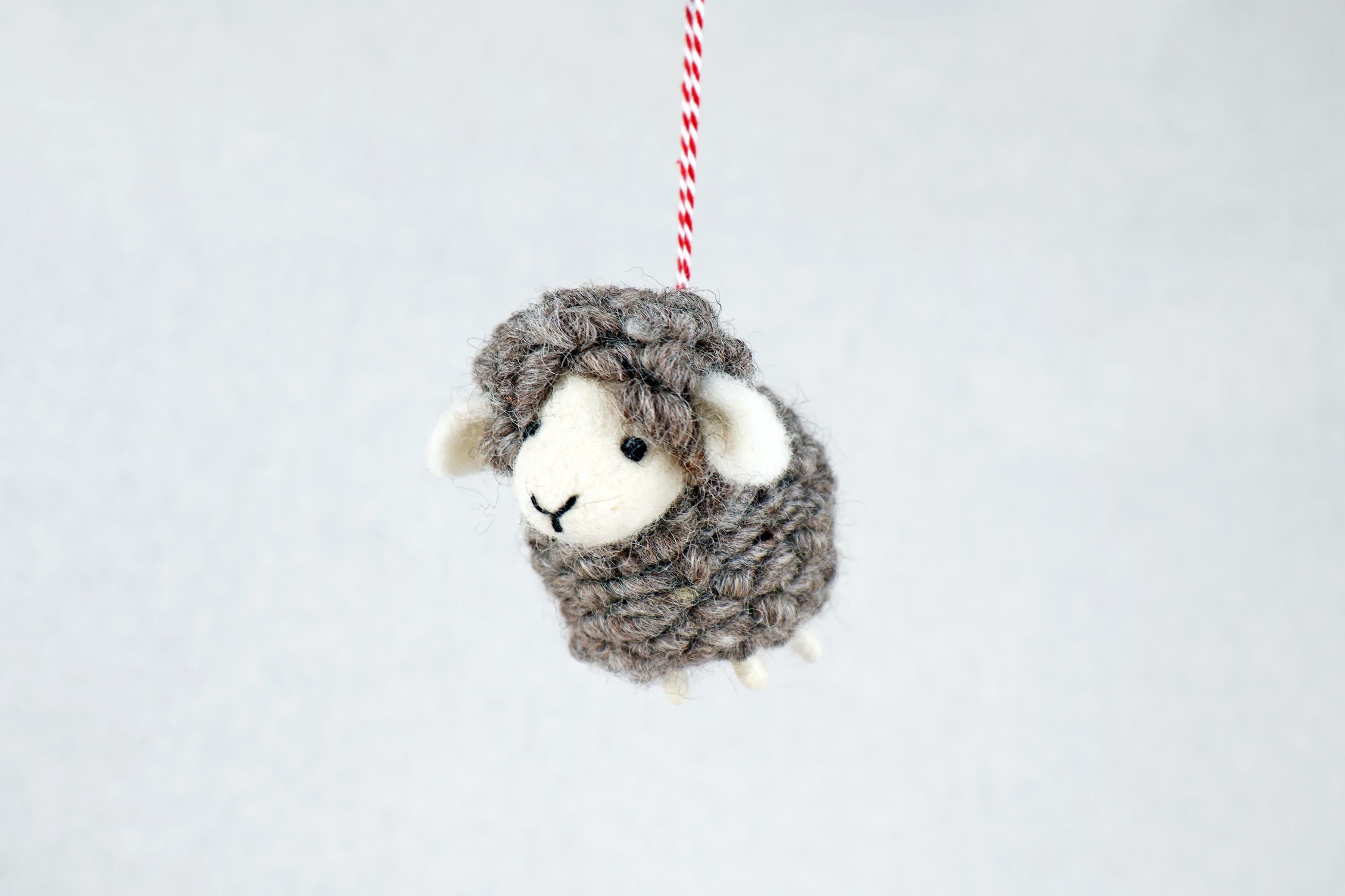 Weihnachtsanhänger Schaf grauI Christbaumschmuck Weihnachtsdeko I Winter Weihnachtsbaum I Weihnachtsschaf