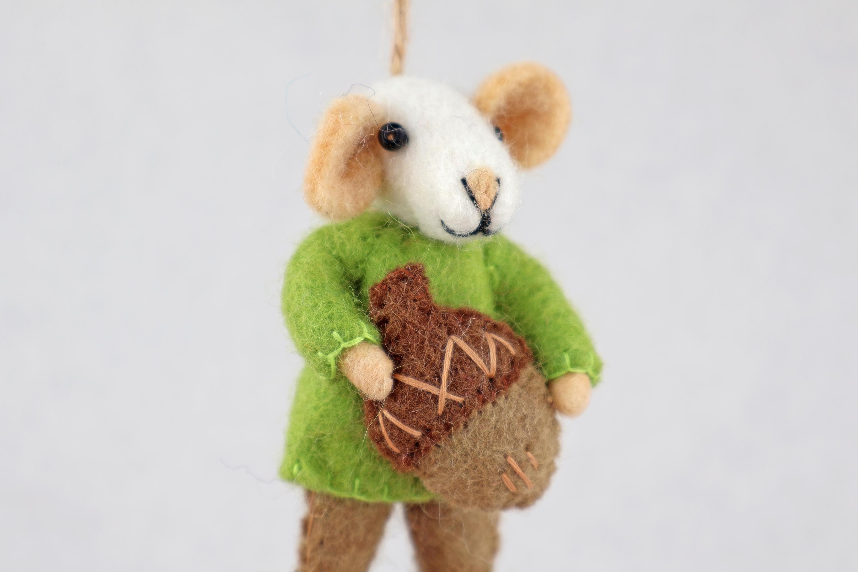 Weihnachtsanhänger Maus mit EicheI Christbaumschmuck Weihnachtsdeko I Winter Weihnachtsbaum I Weihnachtsmaus