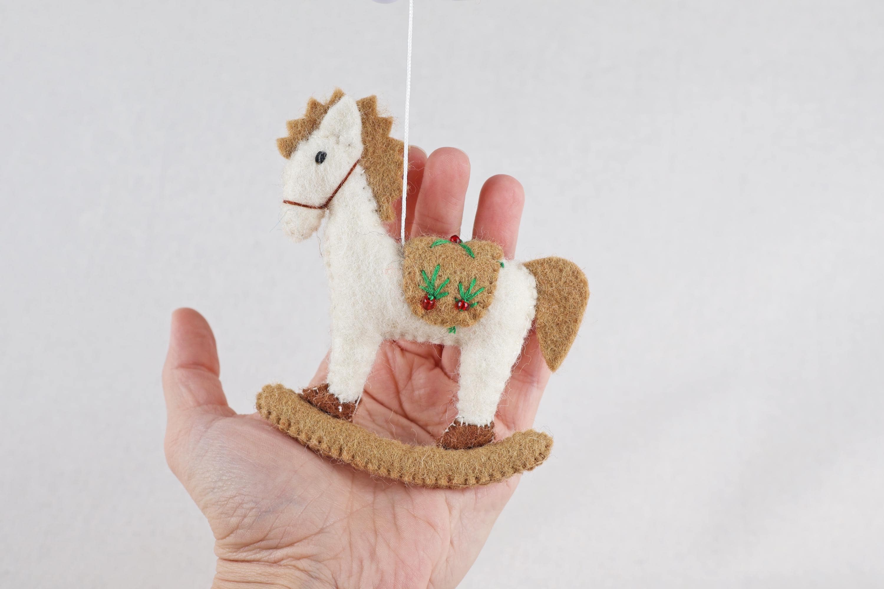 Weihnachtsanhänger Schaukelpferd I Filz Christbaumschmuck I Weihnachtsdeko Pferdchen