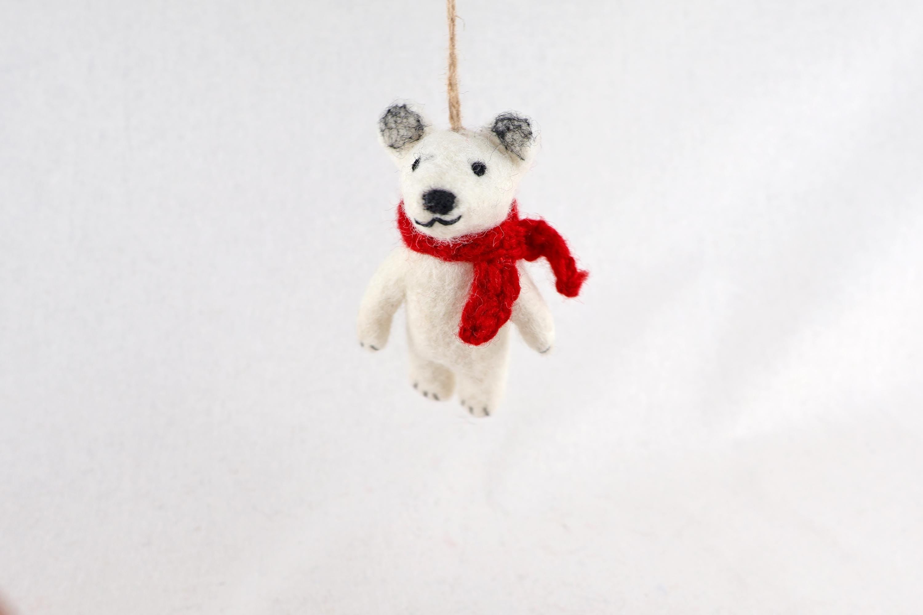 Weihnachtsanhänger Eisbär I Filz Christbaumschmuck I Weihnachtsdeko I Winterdeko aus Filz
