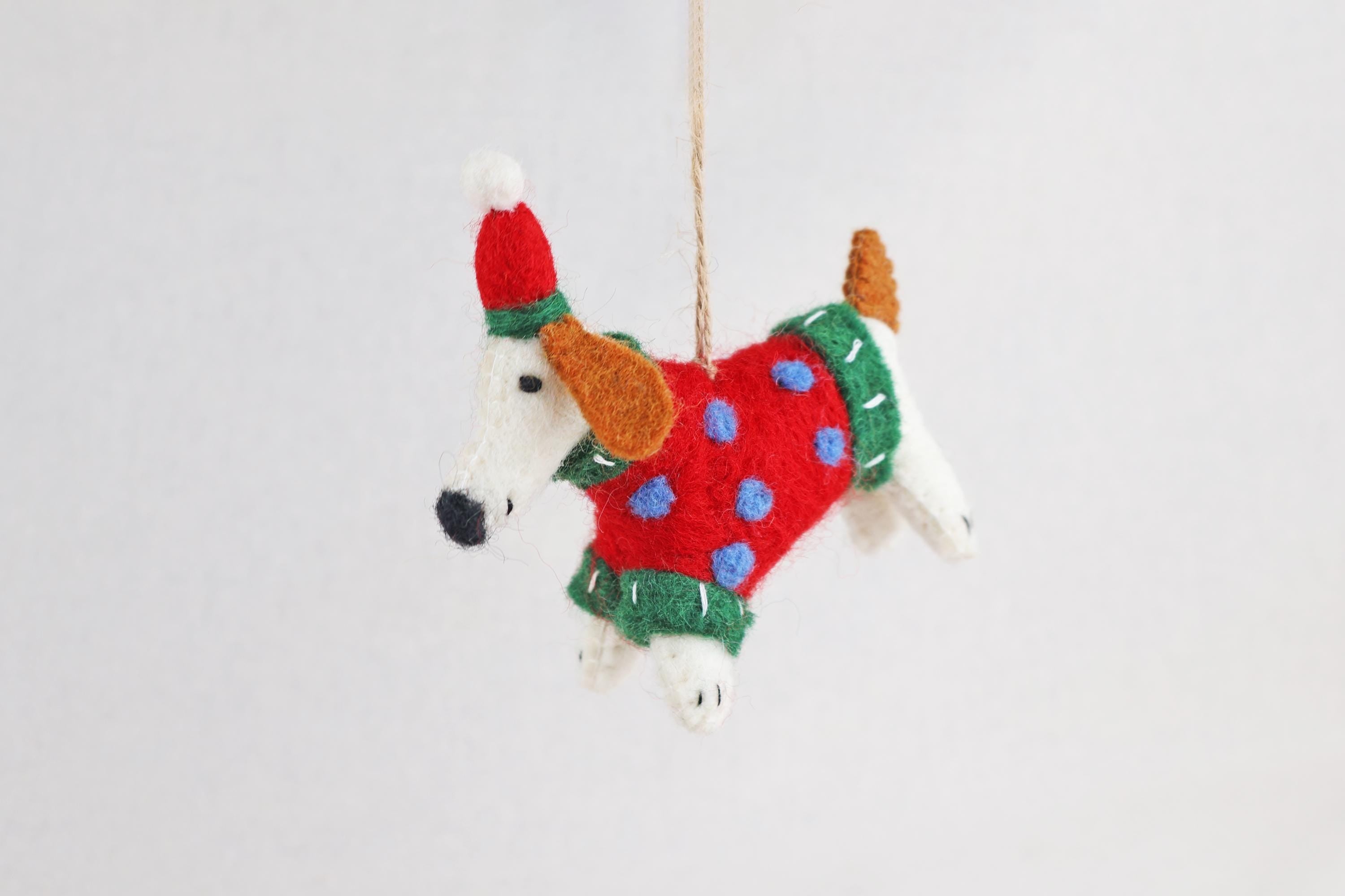 Weihnachtsanhänger Hund mit Mütze und Pullover I Filz Christbaumschmuck I Weihnachtsdeko I Weihnachtshund