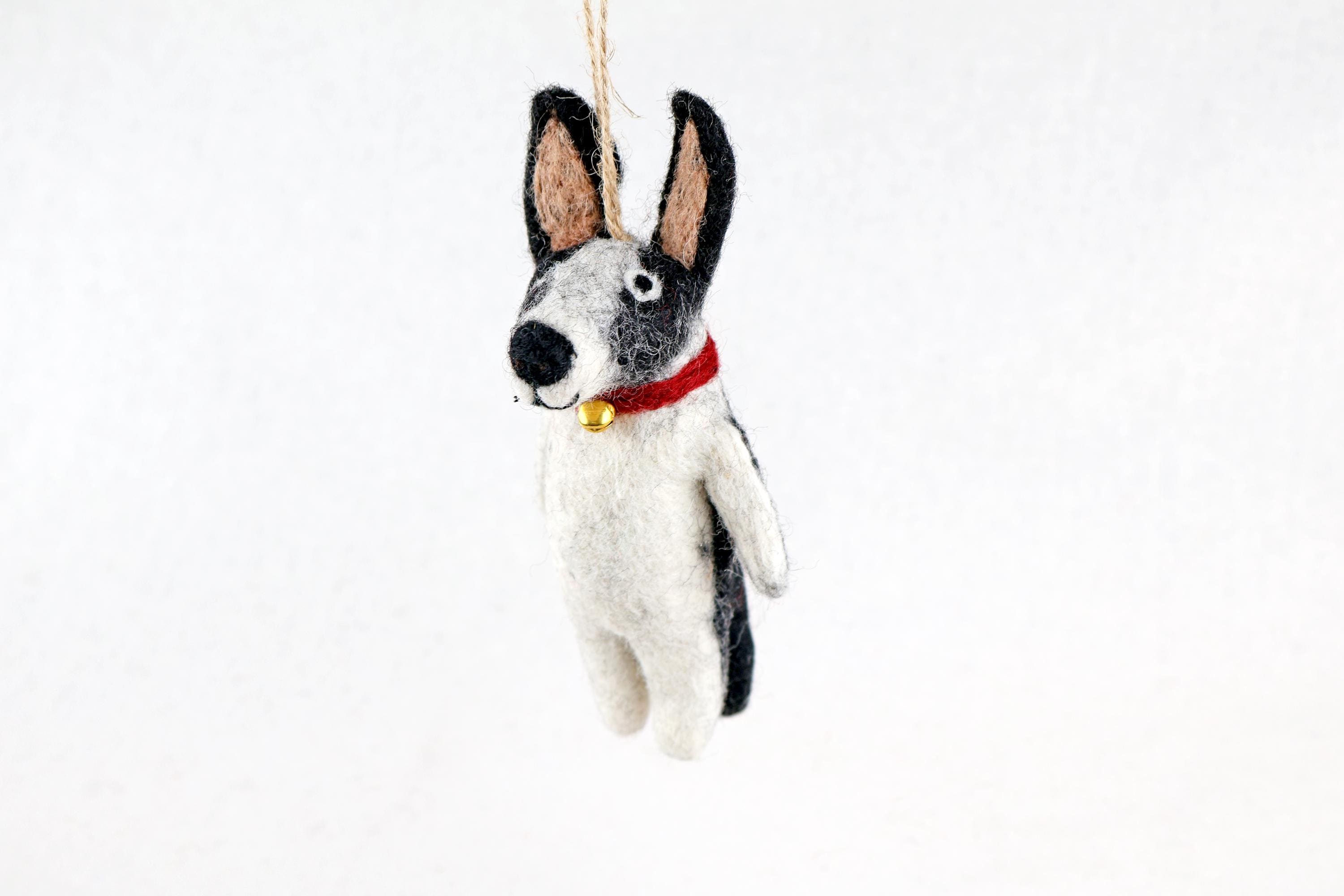 Weihnachtsanhänger Hund schwarz weiß I Filz Christbaumschmuck I Weihnachtsdeko I Hund mit Halstuch