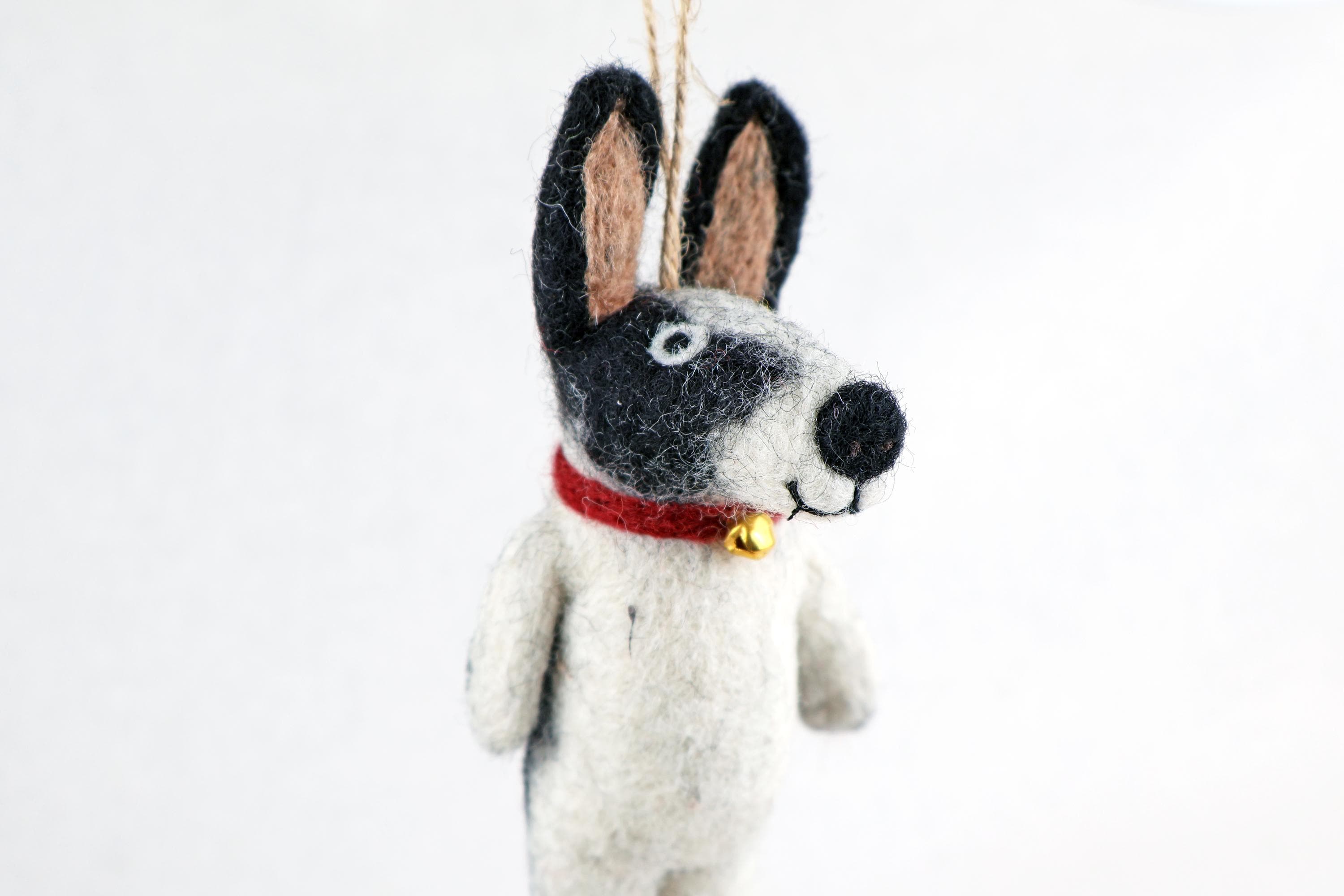 Weihnachtsanhänger Hund schwarz weiß I Filz Christbaumschmuck I Weihnachtsdeko I Hund mit Halstuch