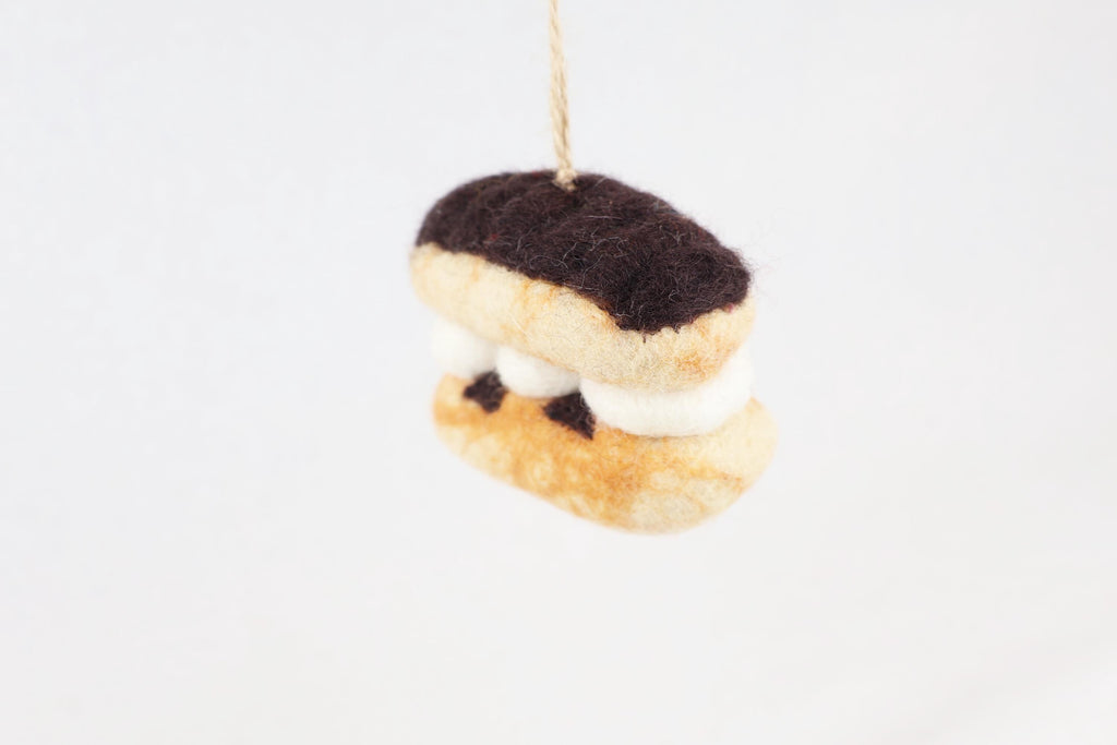 3er-Set Filz-Patisserie Anhänger – Handgefertigte Törtchen & Éclairs | Christbaumschmuck | Süße Weihnachtsdeko | Patisserie Deko
