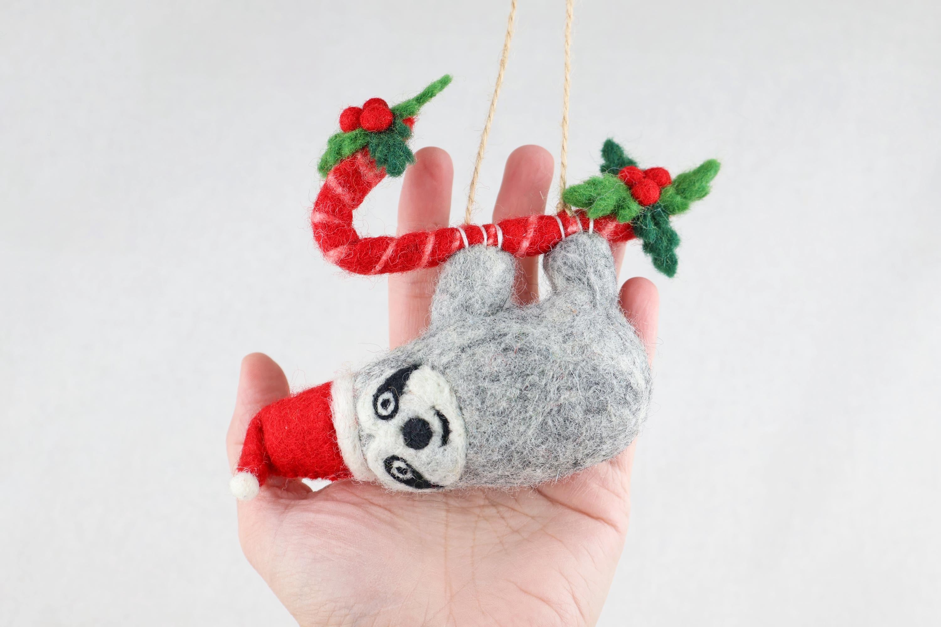 Weihnachtsanhänger Faultier I Christbaumschmuck I Weihnachtsdeko I Winter Weihnachtsbaum I Zuckerstange I Faultier I lustige Weihnachtsdeko
