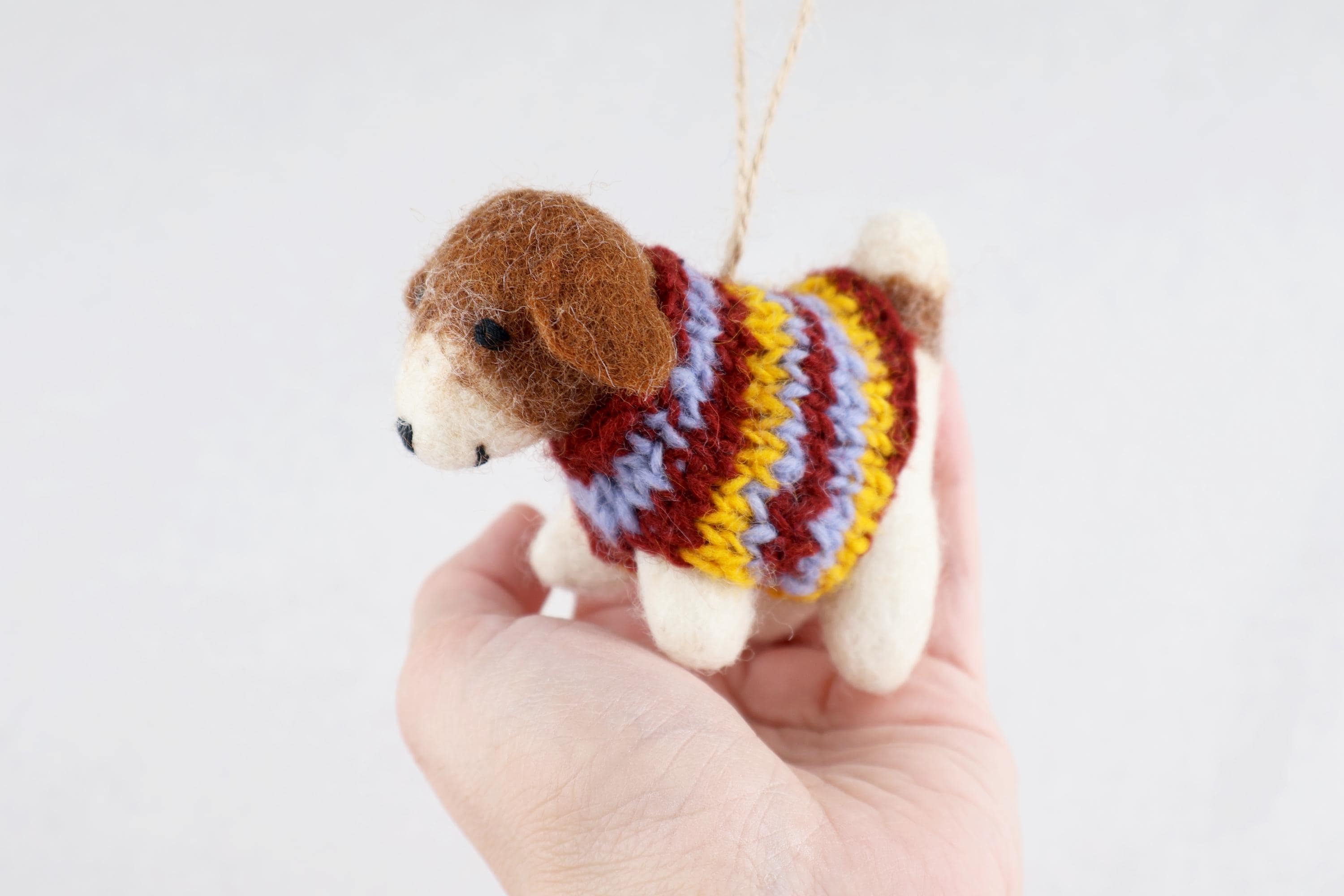 Weihnachtsanhänger Hund Beagle mit Strickpullover I Filz Christbaumschmuck I Weihnachtsdeko I Weihnachtshund