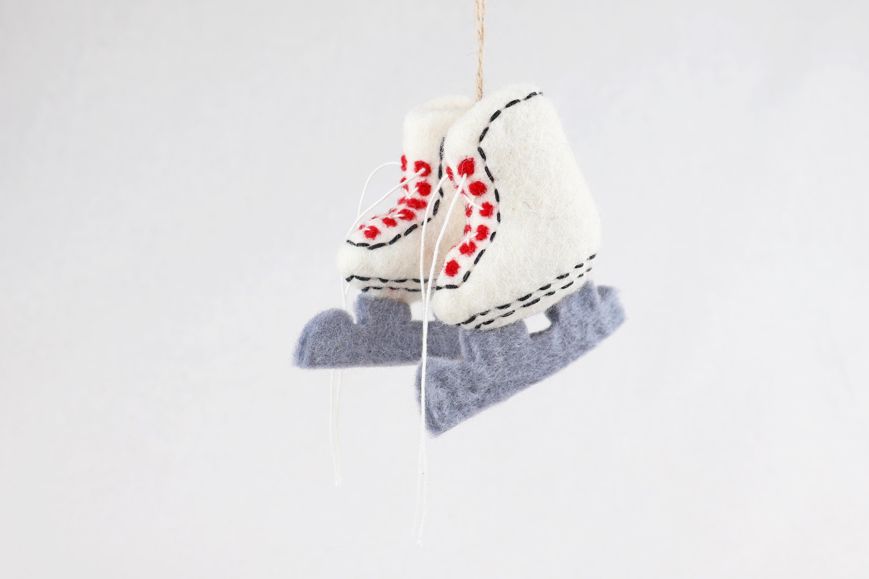 Weihnachtsbaum Anhänger Schlittschuhe I Deko aus Filz I Weihnachtsbaum I Anhänger aus Filz I Winterlicher Weihnachtsbaumschmuck